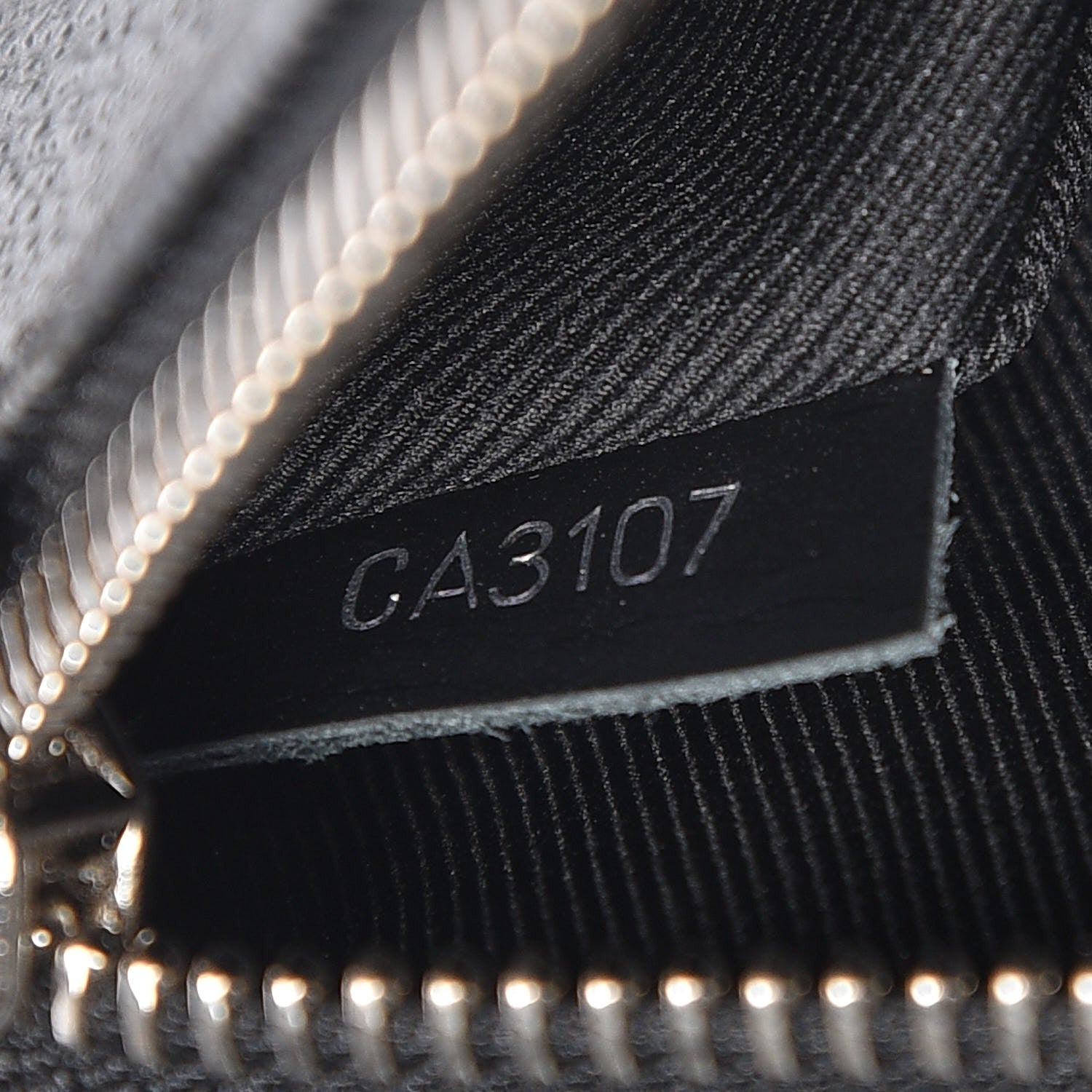 Louis Vuitton Damier Graphite District GM 7 of 7