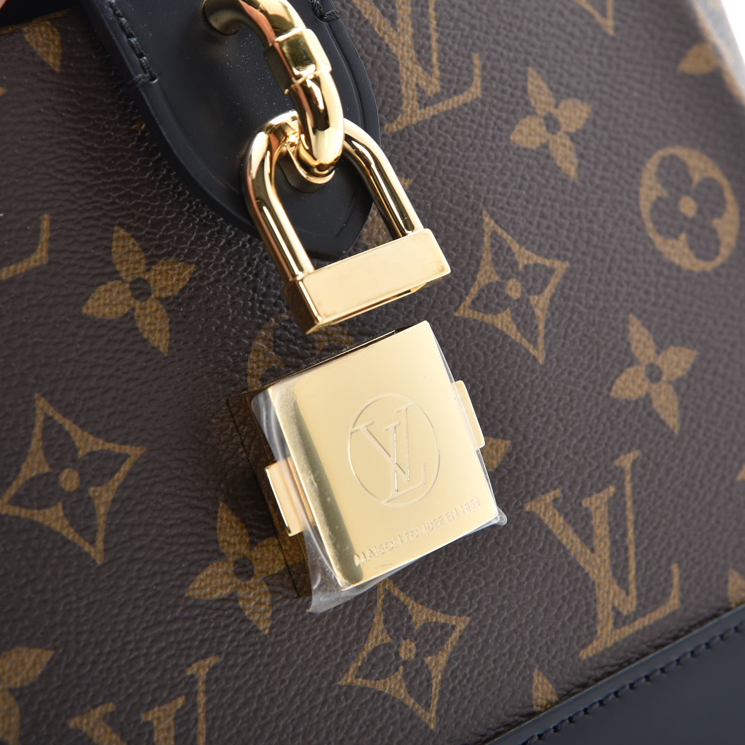 Louis Vuitton Bento Box EW Reverse Monogram