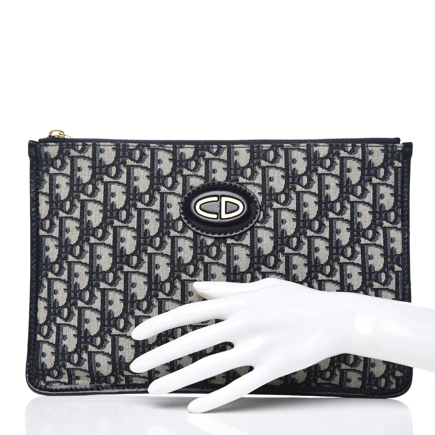 douglas dior pouch