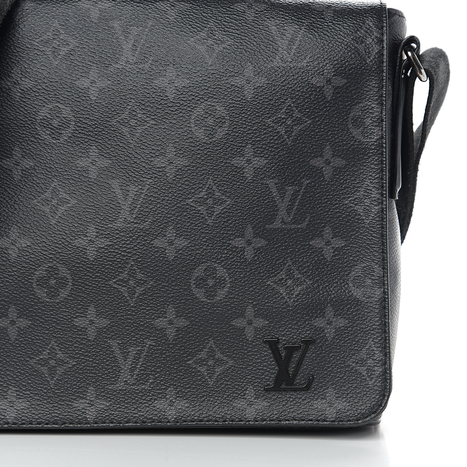 LOUIS VUITTON Monogram Eclipse District PM Black 568715