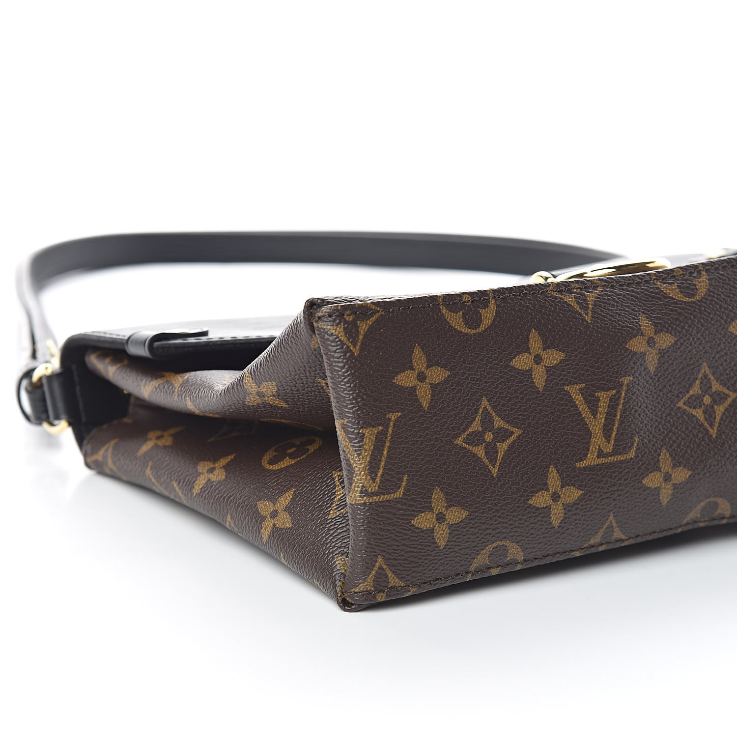 LOUIS VUITTON Monogram Epi Saint Michel Black 526630