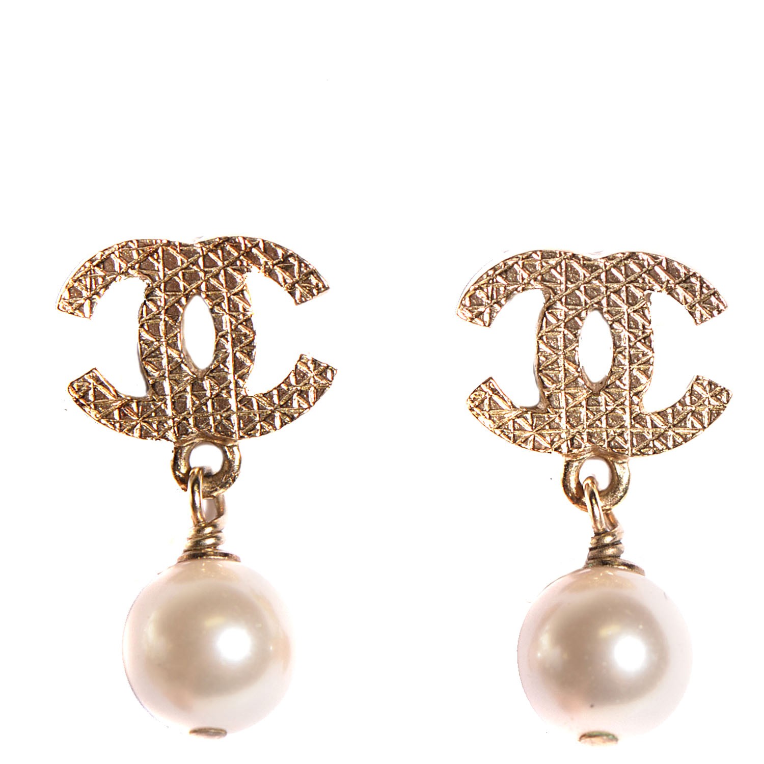 CHANEL Pearl CC Drop Earrings Gold 99813 | FASHIONPHILE
