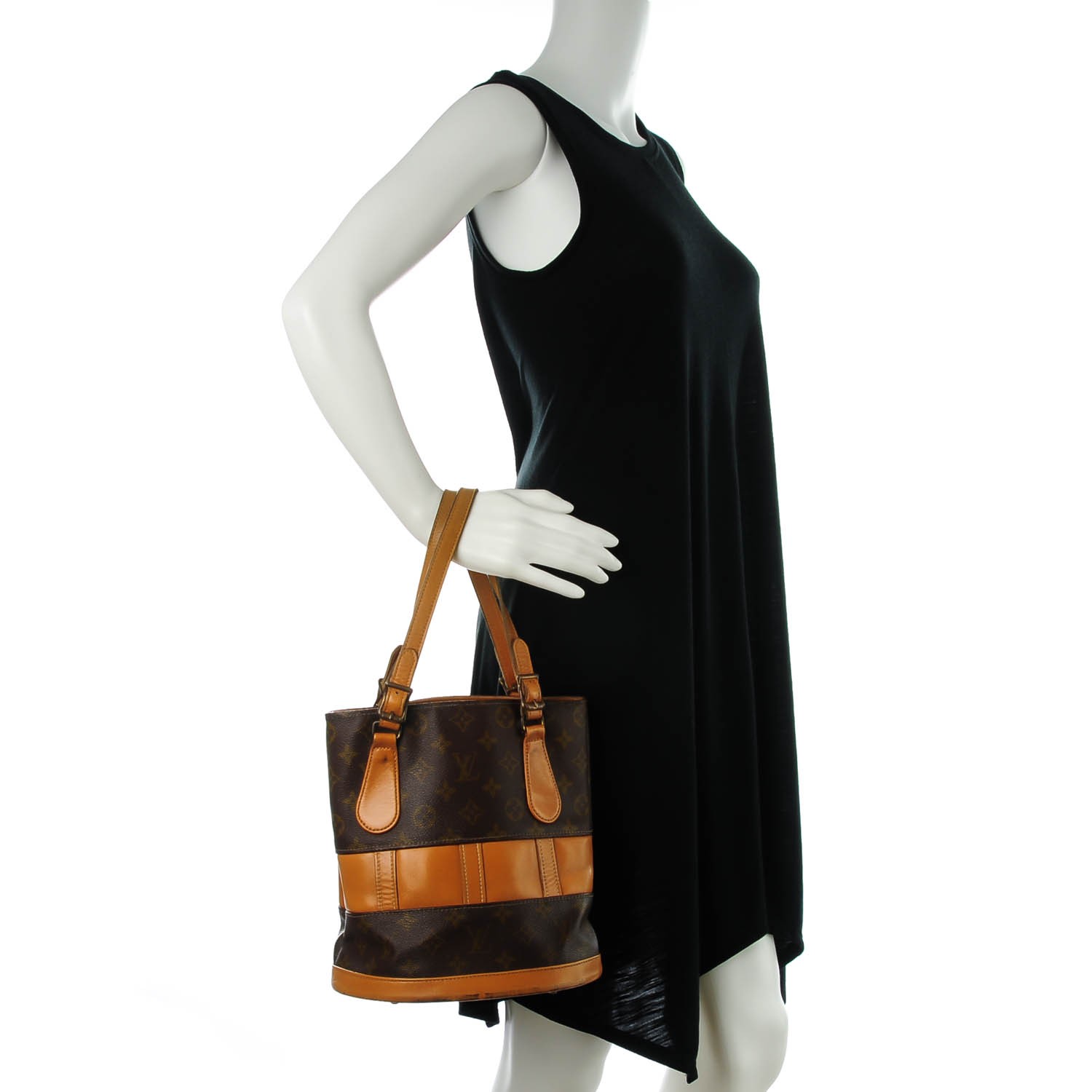 louis vuitton french company bucket bag
