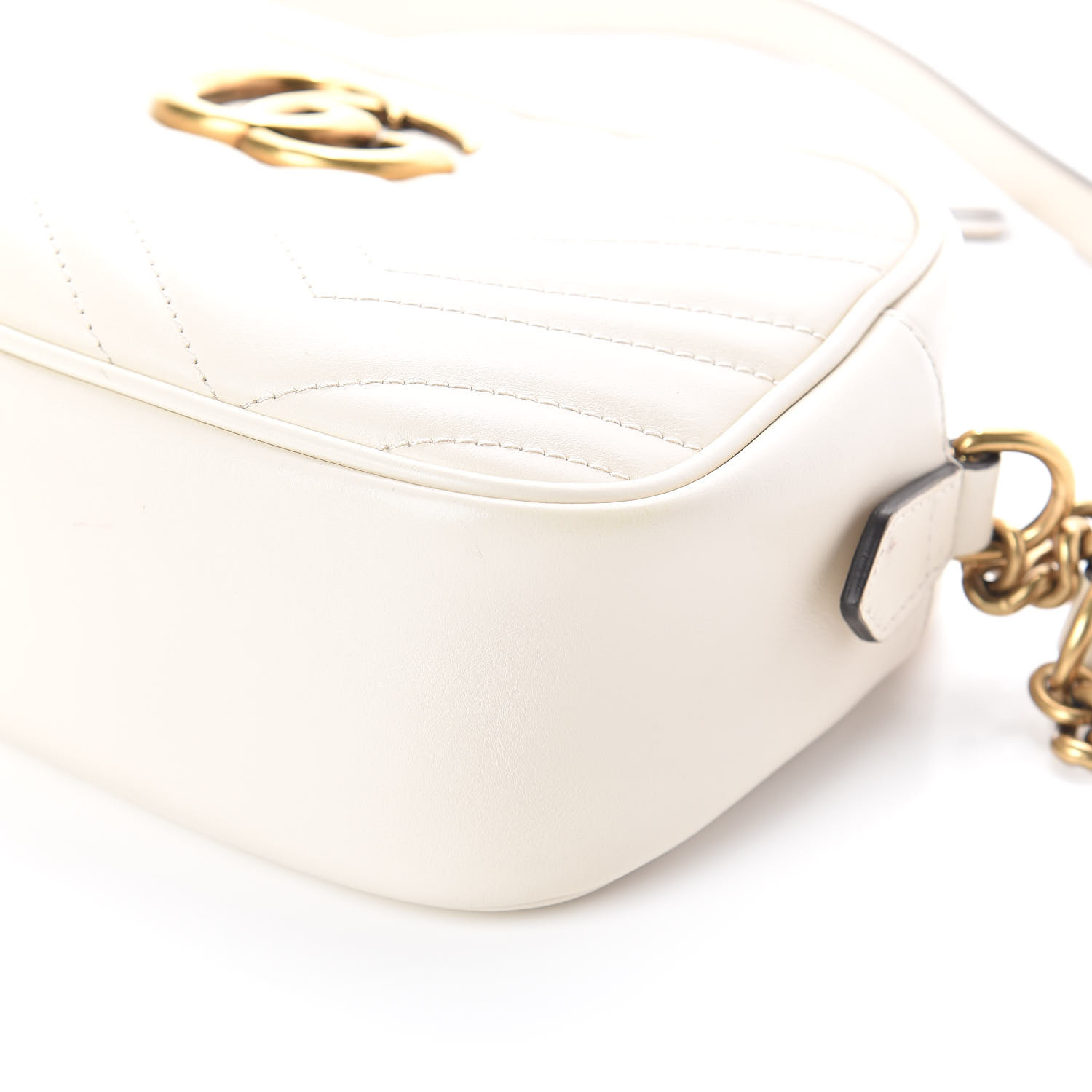 GUCCI Calfskin Matelasse Small GG Marmont Chain Shoulder Bag White 530200
