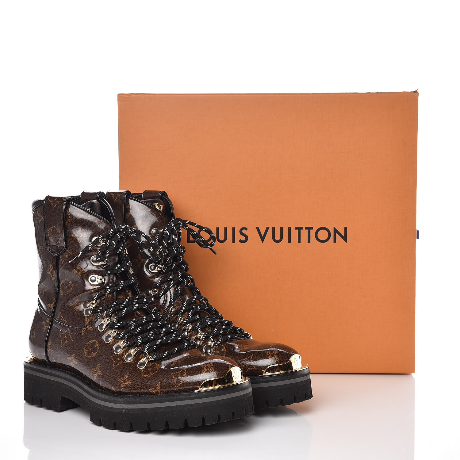 LOUIS VUITTON Monogram Glaze Mens Outland Ankle Boots 7.5 Black 381958