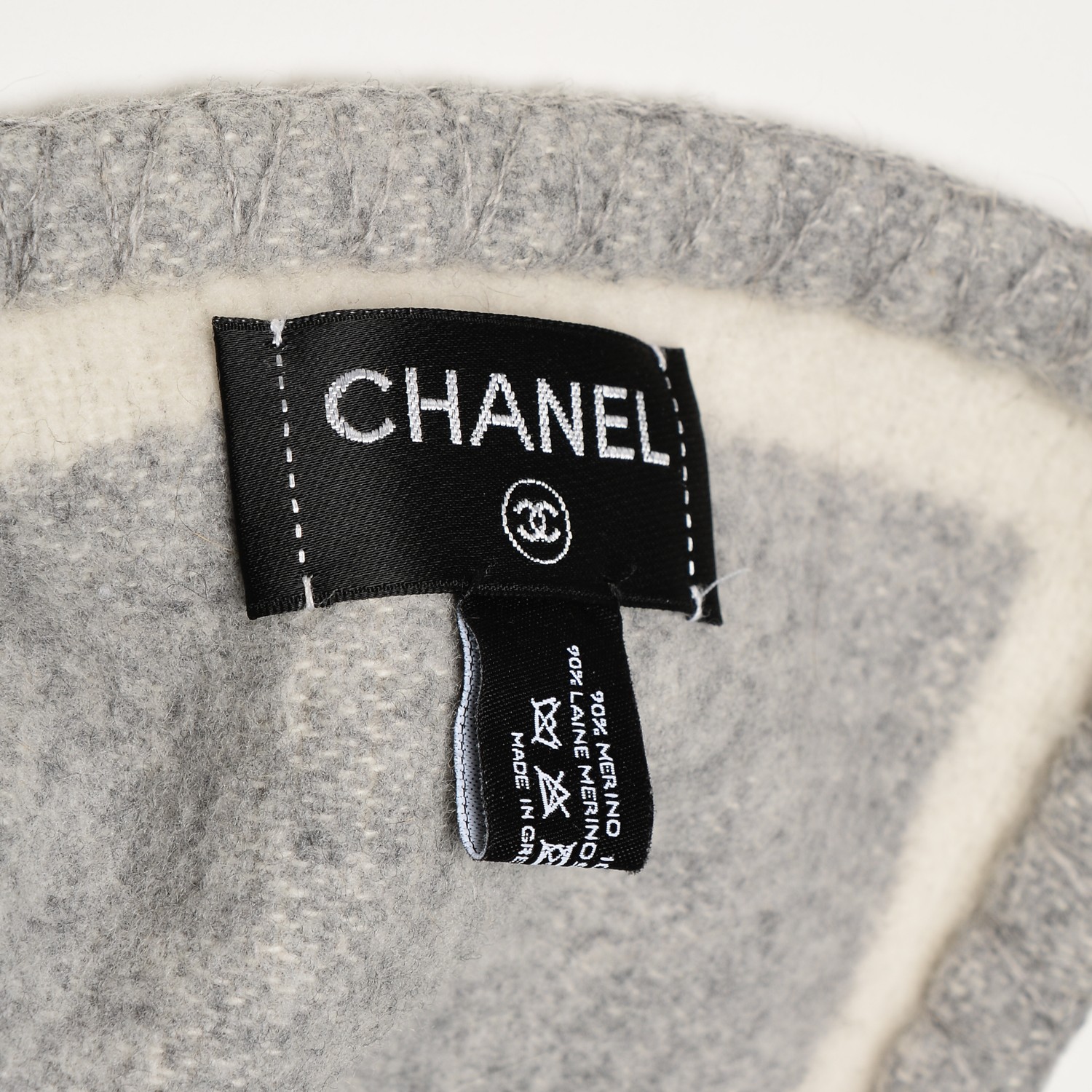 CHANEL Merino Wool Cashmere CC Throw Blanket Grey Off White 206281