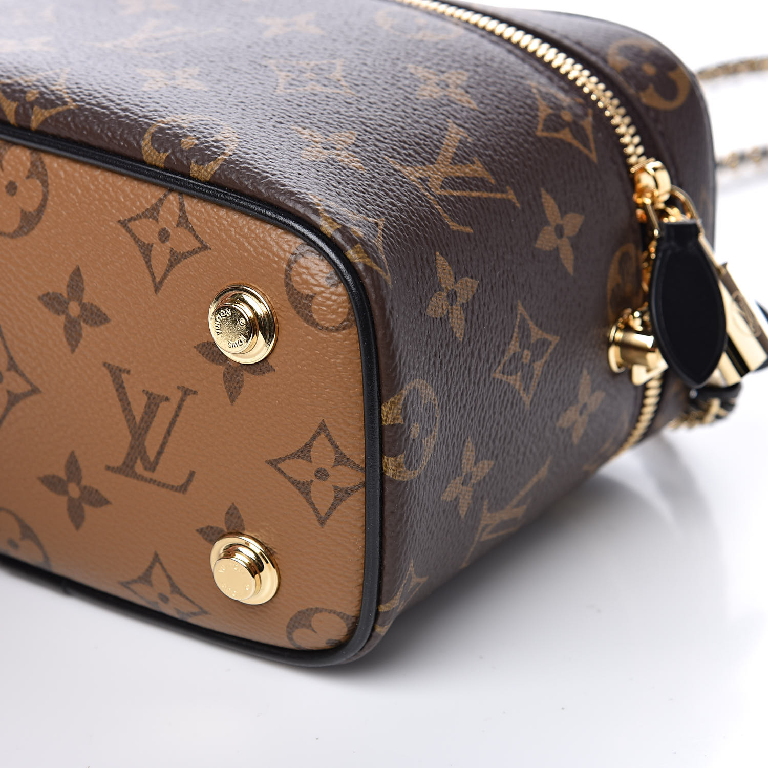 All about Louis Vuitton Vanity PM, Glam & Glitter