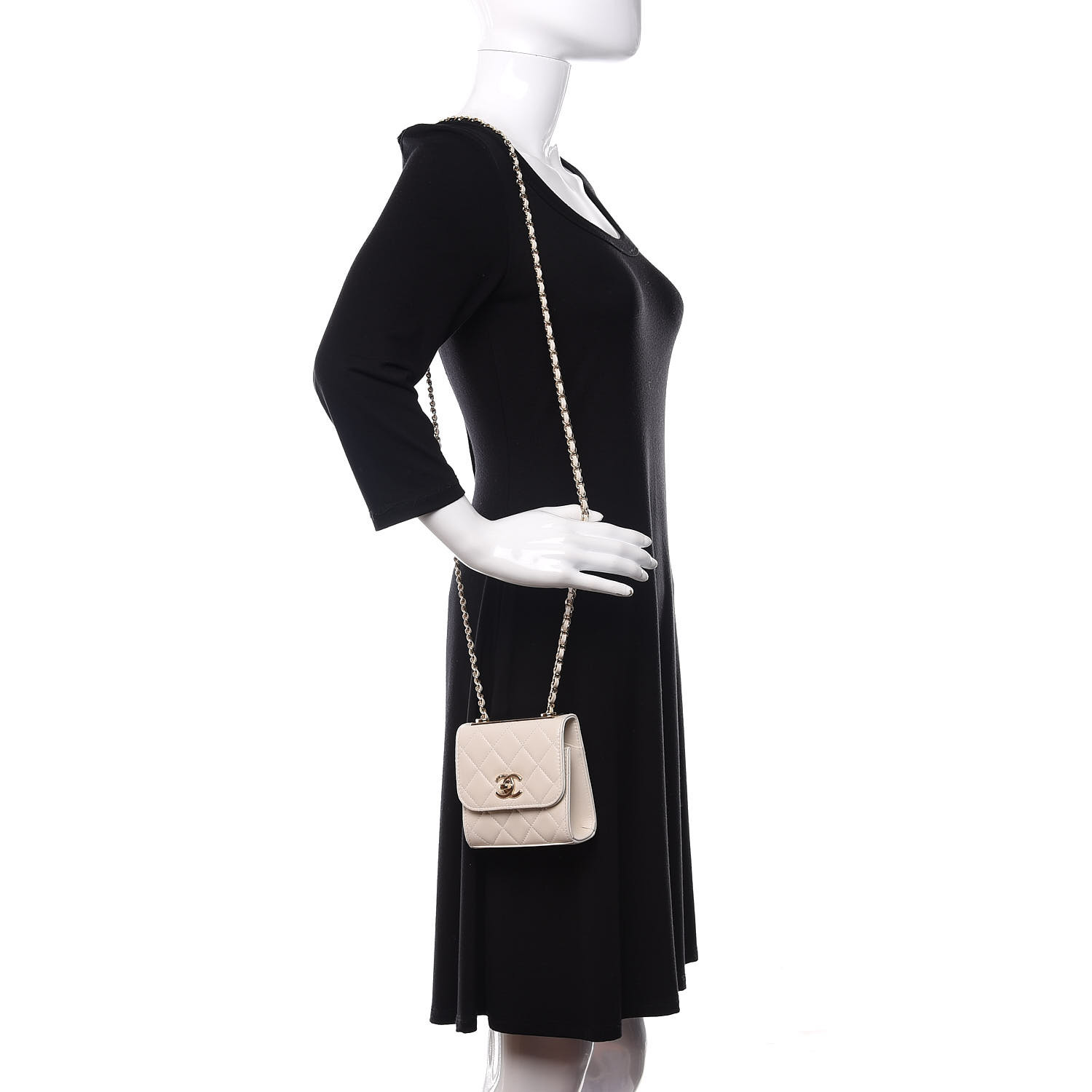 chanel mini trendy cc clutch on chain