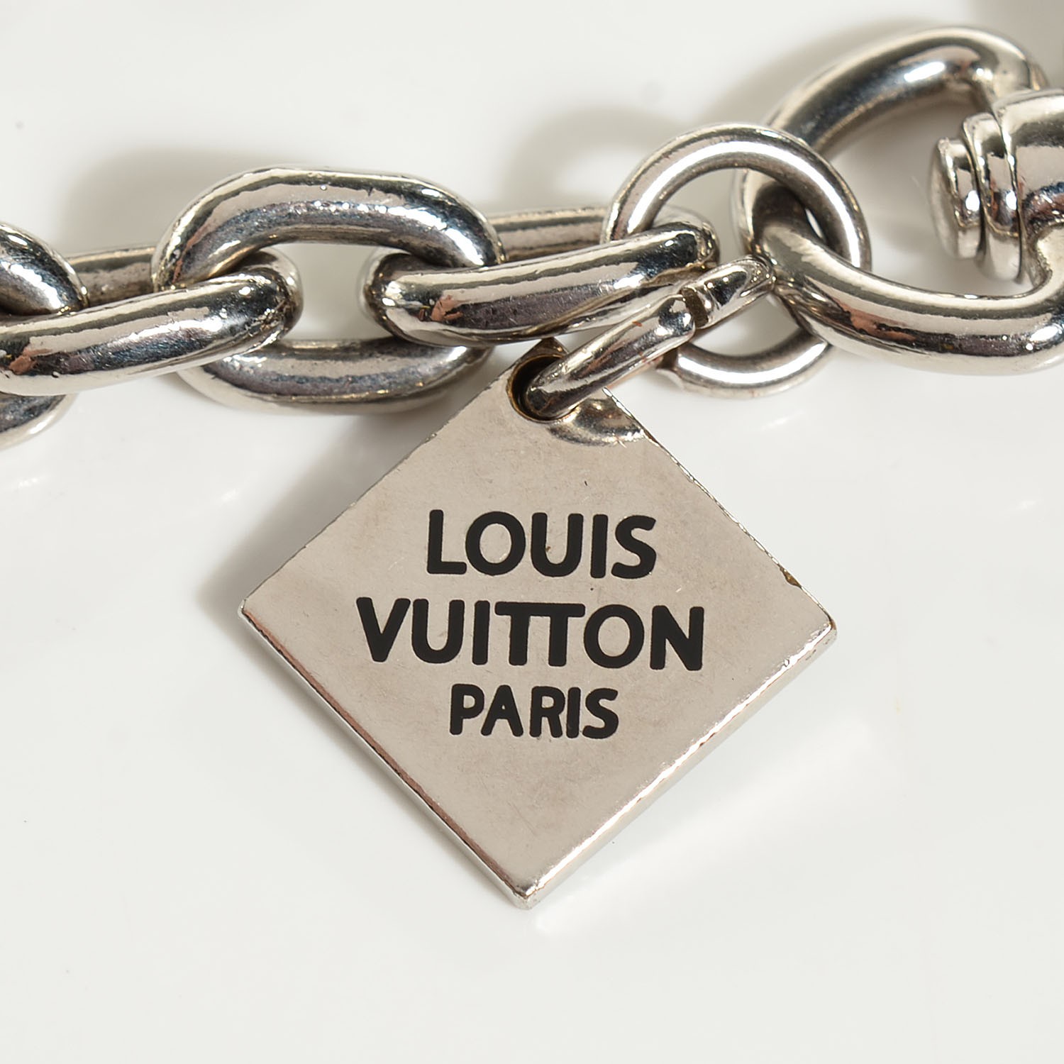 LOUIS VUITTON Mens XL Key Chain Silver 107061