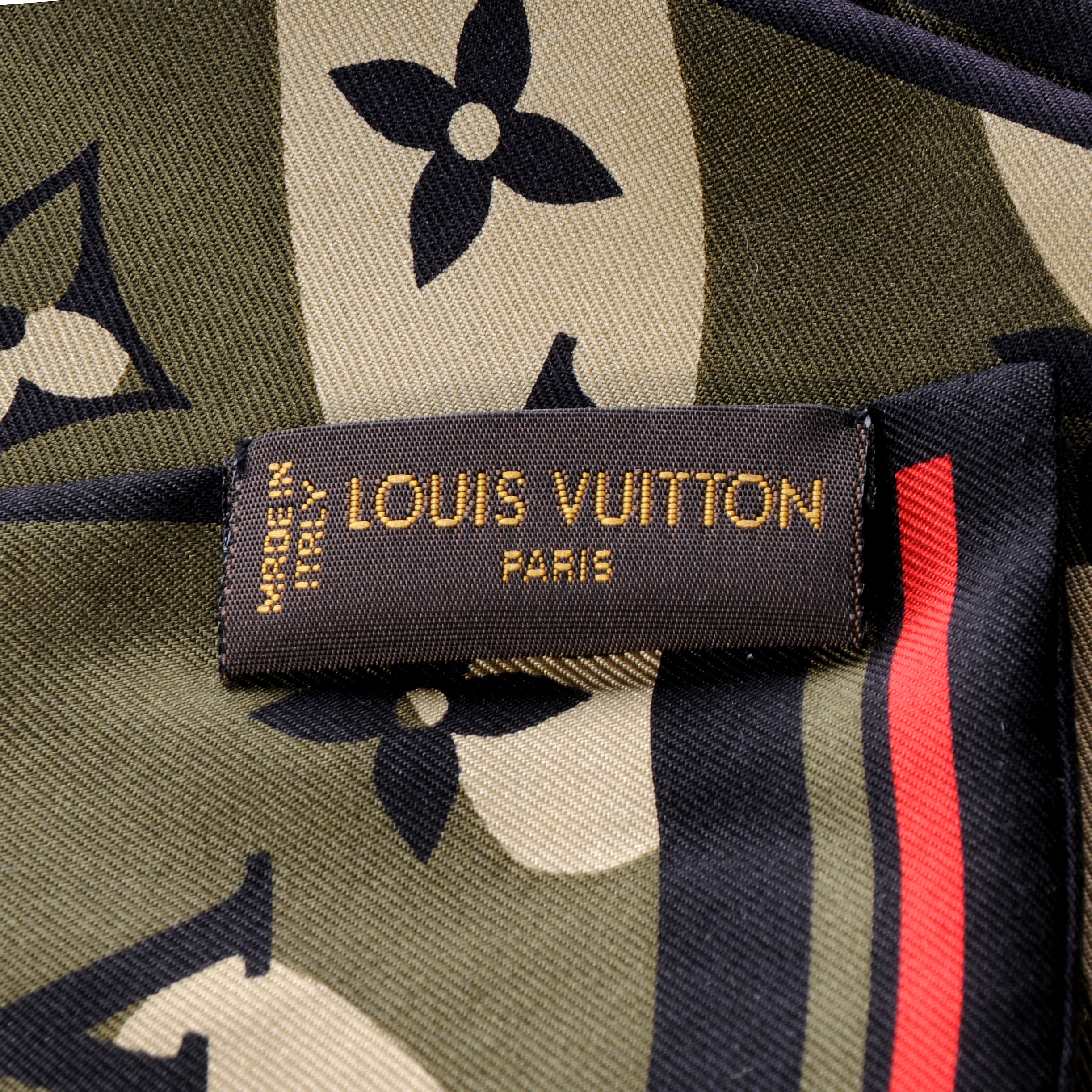 LOUIS VUITTON Silk Monogramouflage Bandeau 58059
