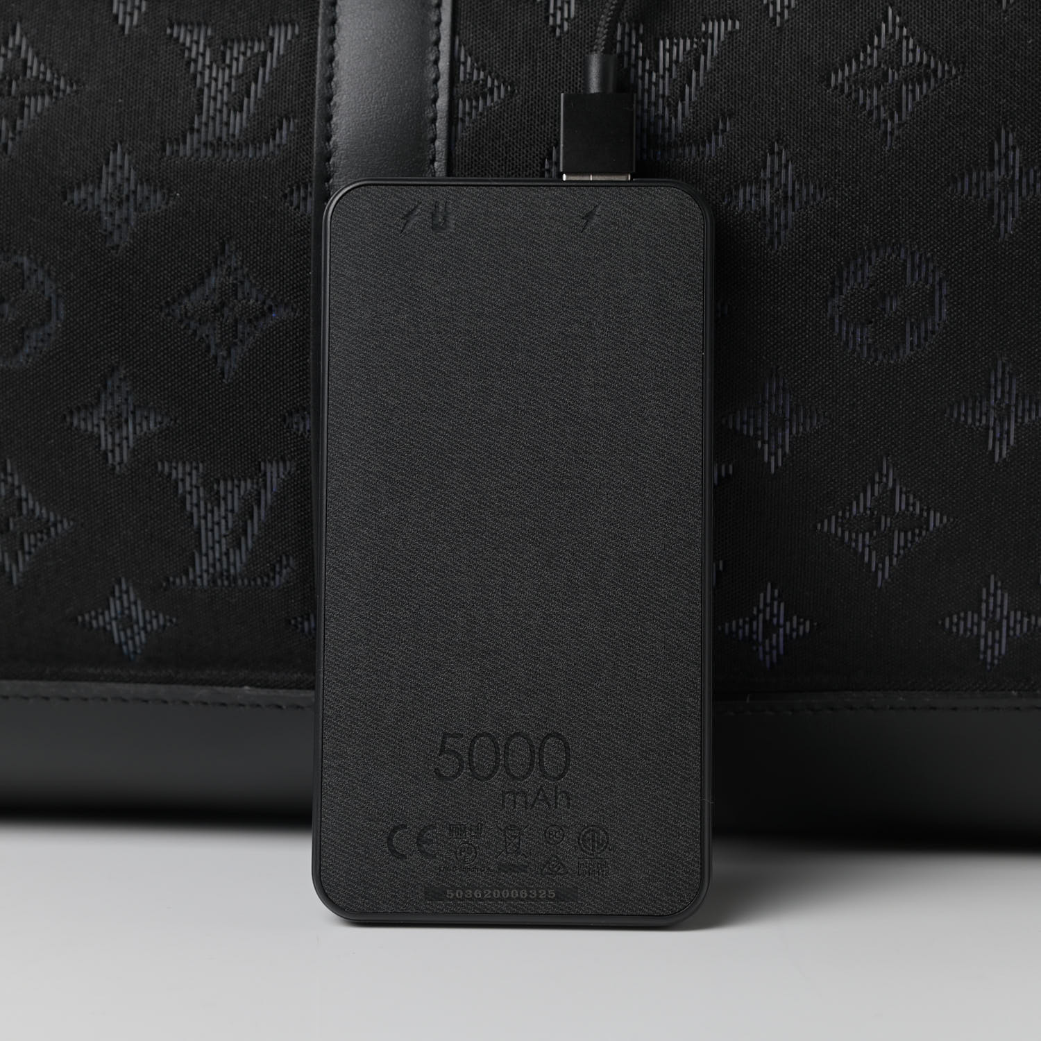 lv light up keepall