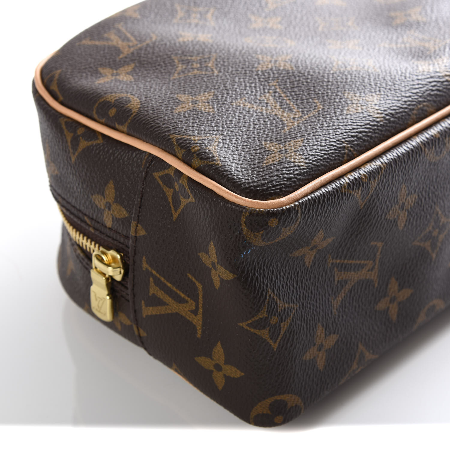 LOUIS VUITTON Monogram Toiletry Bag 25 555946
