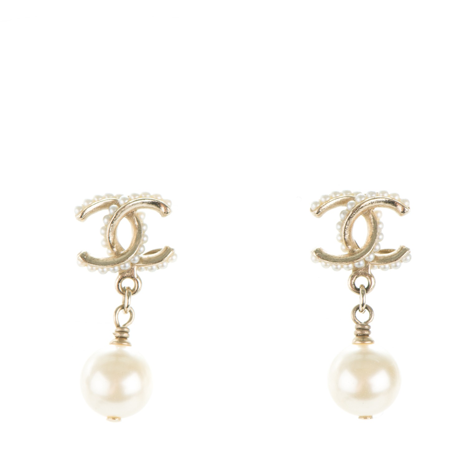 pearl cc earrings