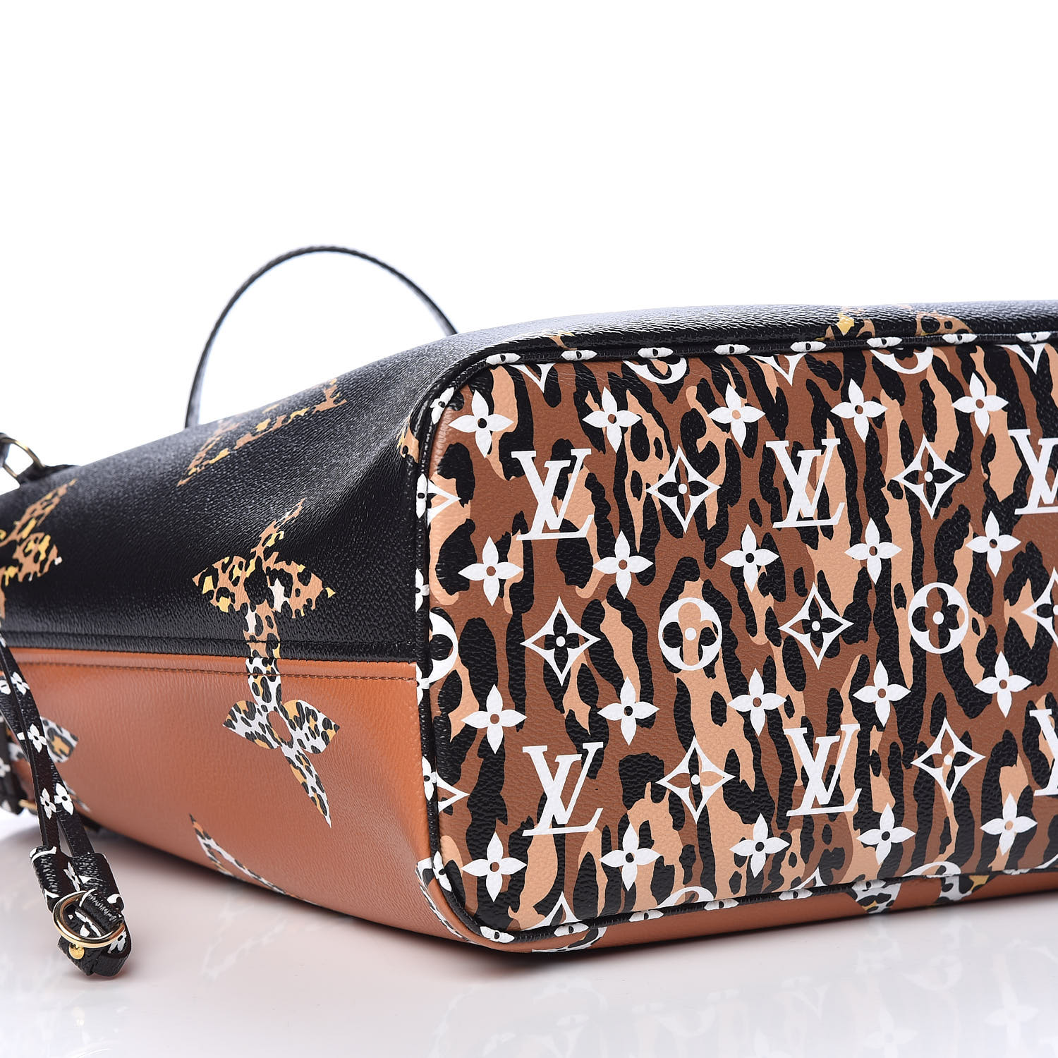 Louis Vuitton Jungle Collection Neverfull black