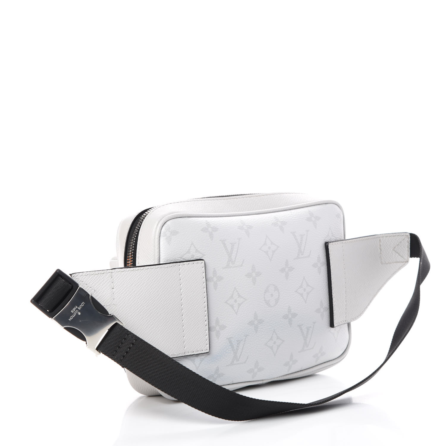 LOUIS VUITTON Taiga Monogram Outdoor Bumbag White 429975