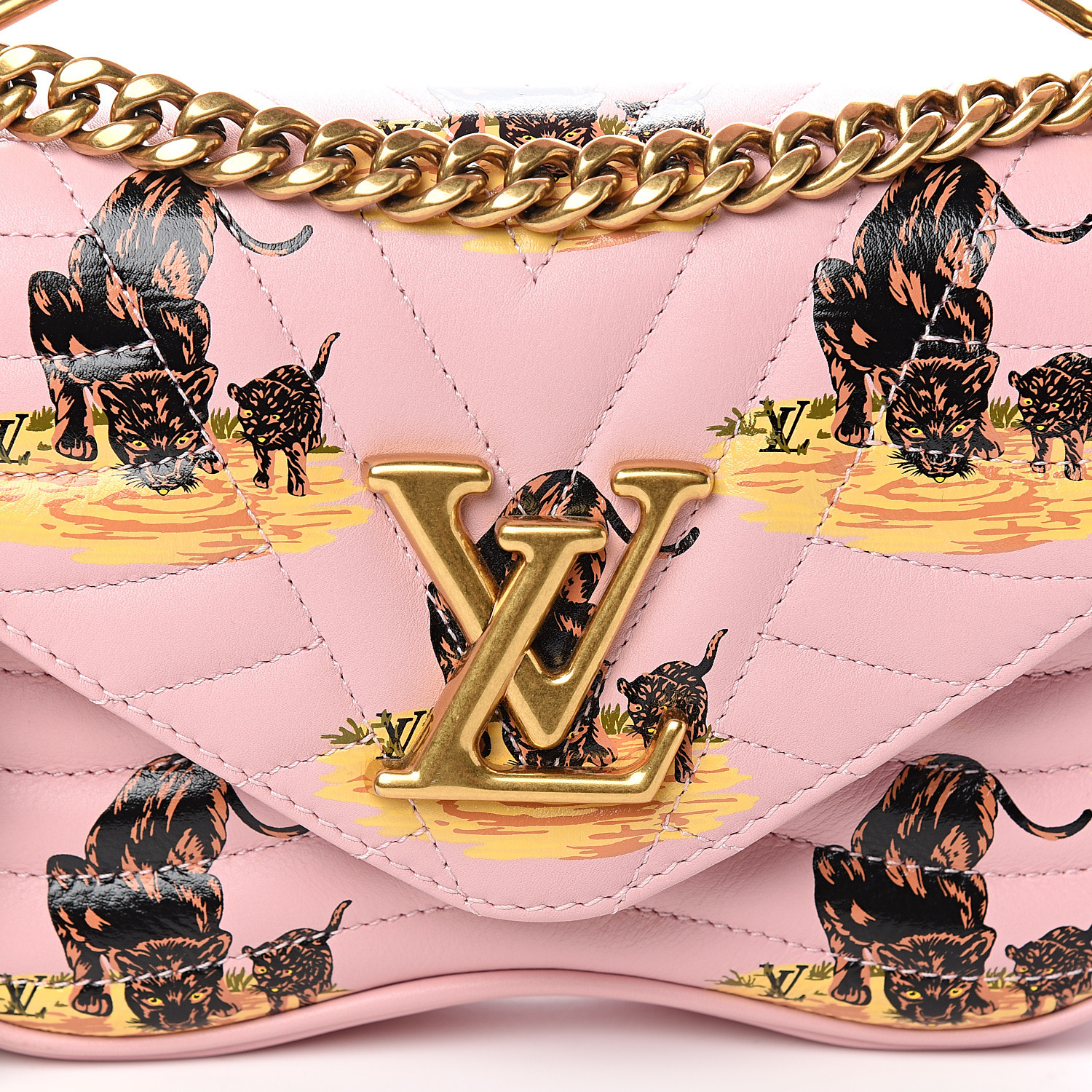 LOUIS VUITTON Calfskin Leopard Print New Wave Chain PM Light Pink 542169