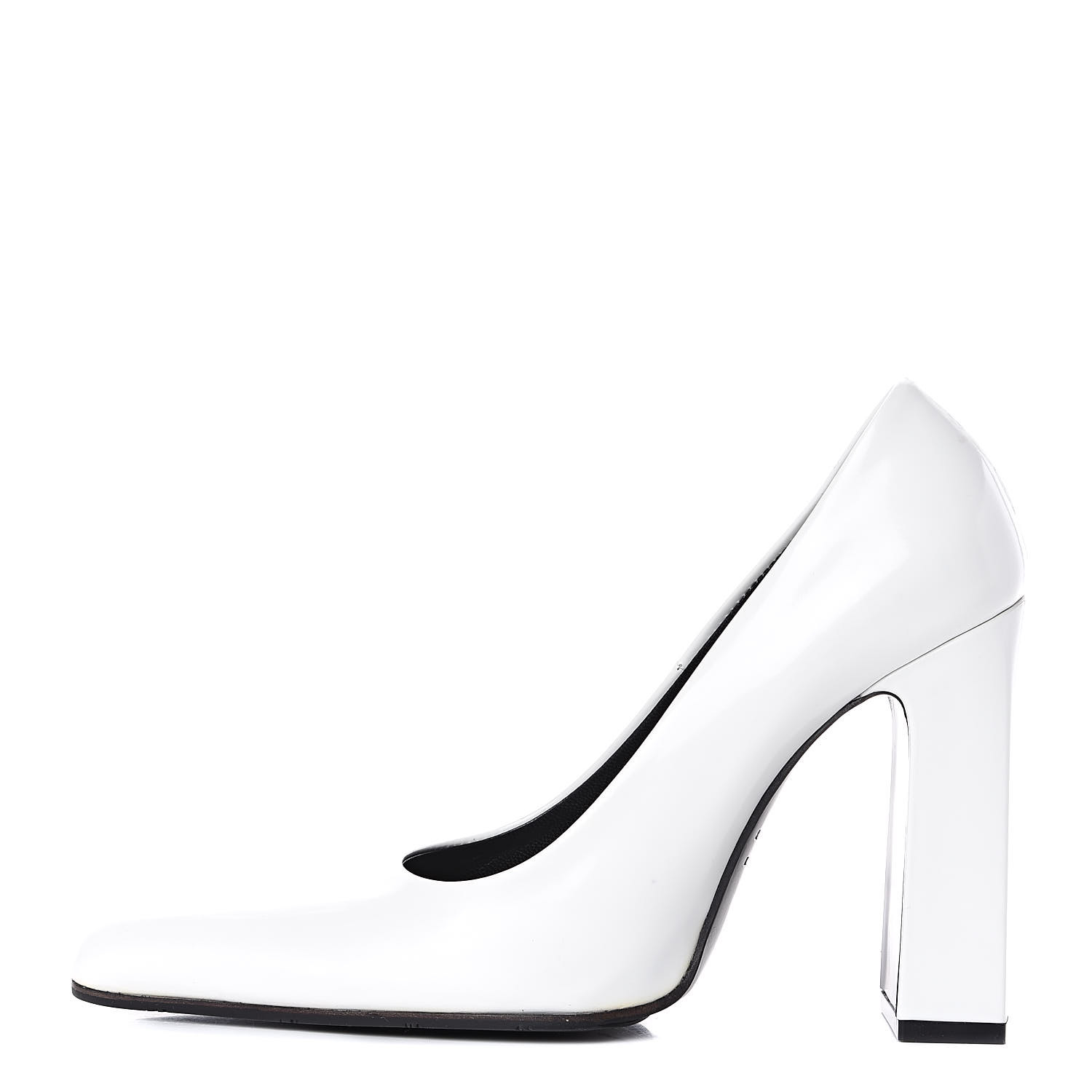 white round toe heels