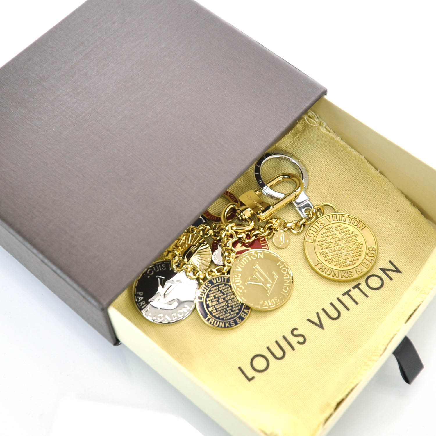lv chain bag charm