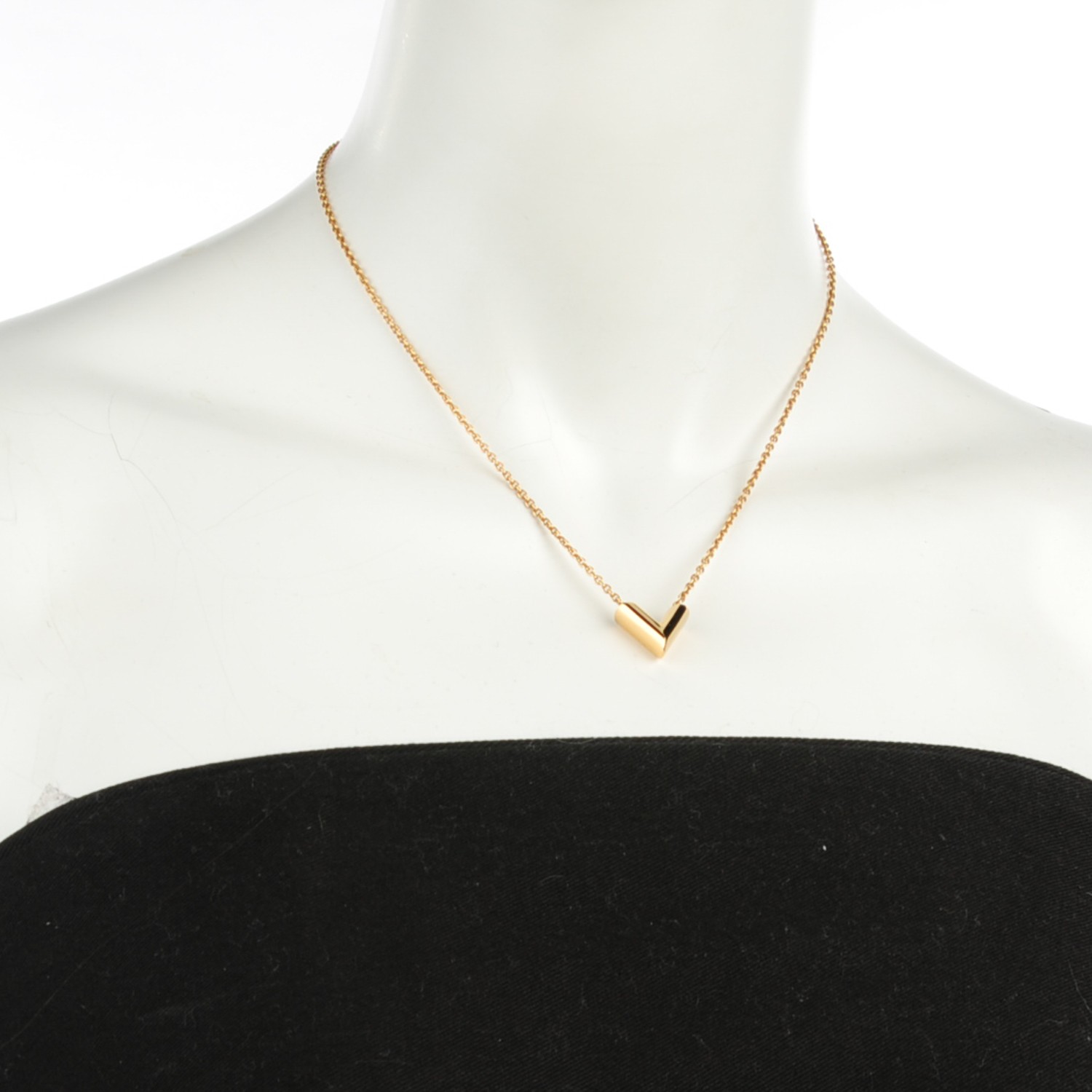 LOUIS VUITTON Essential V Necklace Gold 132385