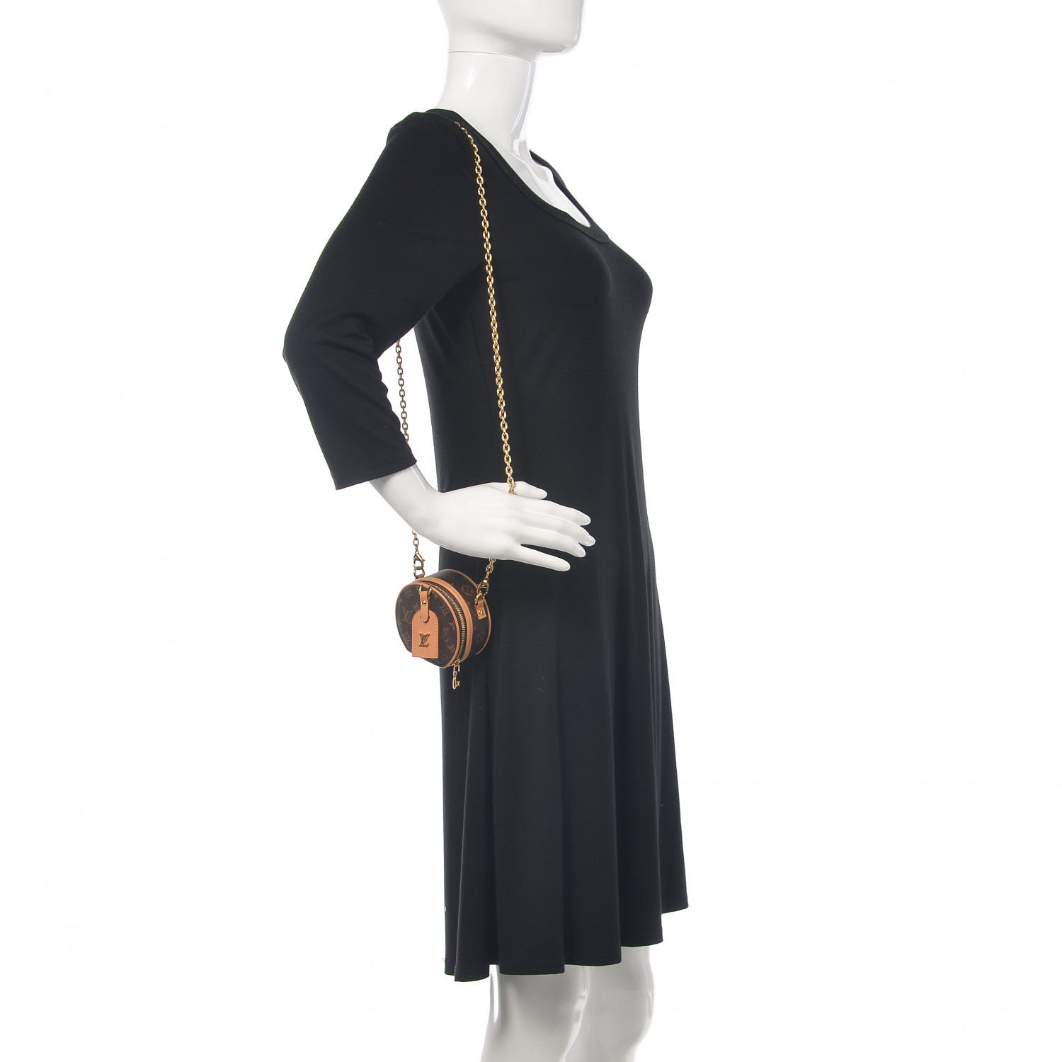 lv boite chapeau necklace LOUIS VUITTON Monogram Boite Chapeau Necklace 441114