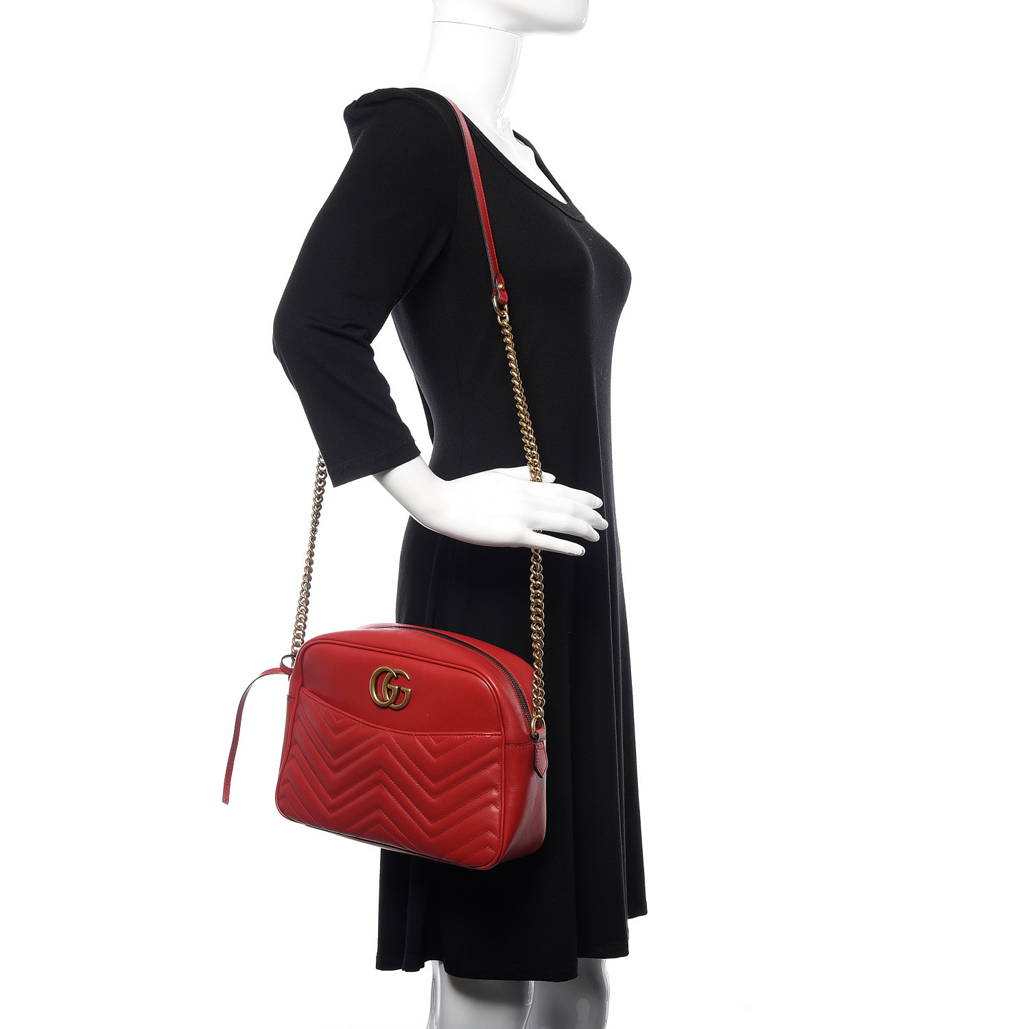 GUCCI Calfskin Matelasse Medium GG Marmont Shoulder Bag Red 518479