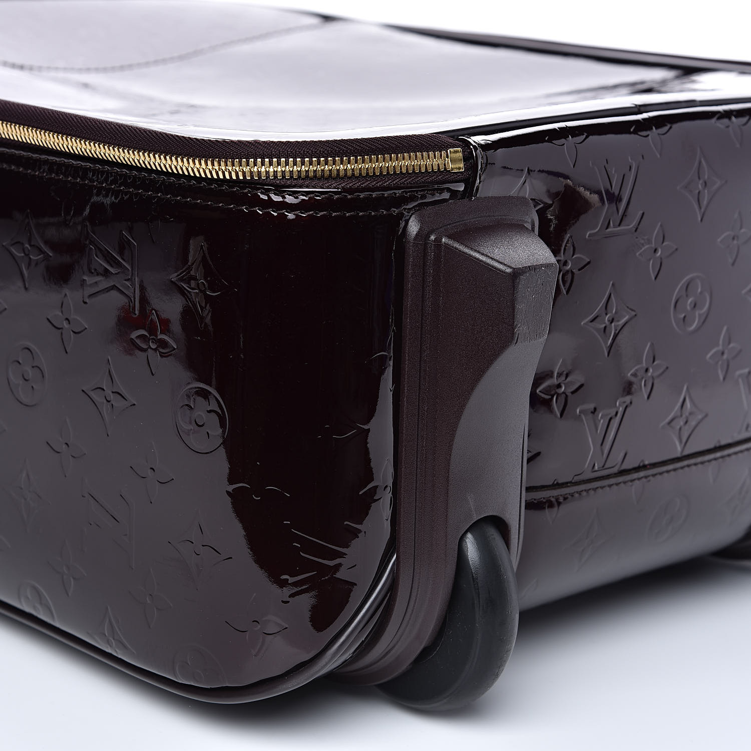 LOUIS VUITTON Vernis Pegase 45 Rolling Luggage Amarante 522607