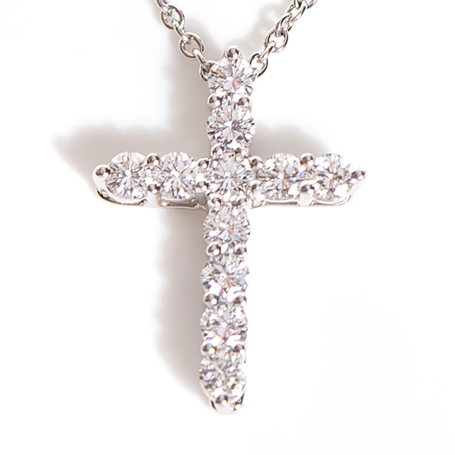 small diamond cross pendant        <h3 class=