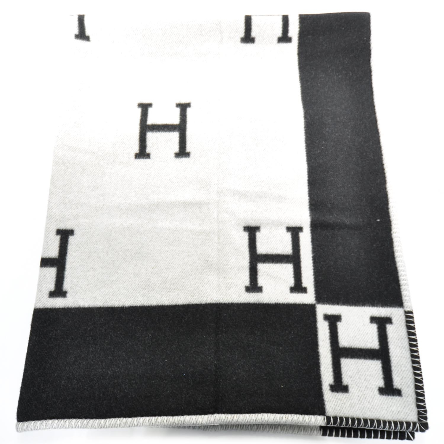 hermes black and white blanket