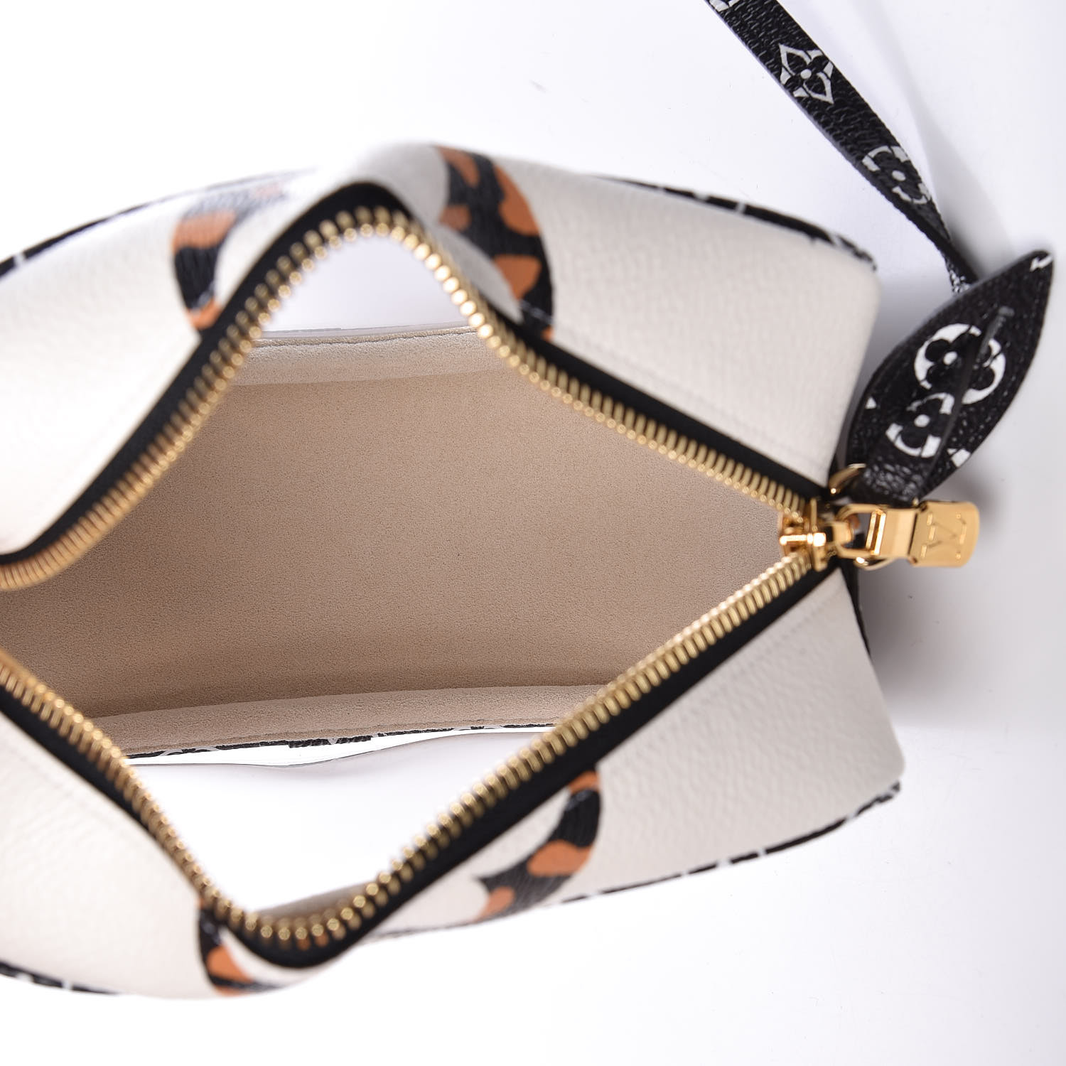 LOUIS VUITTON Monogram Giant Jungle Beach Pouch Ivory 410192