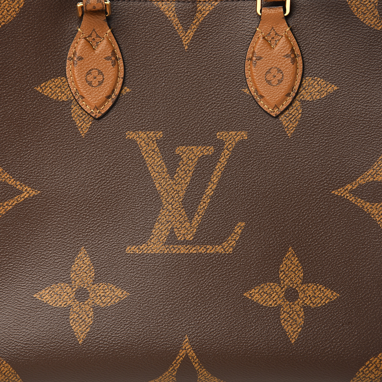 LOUIS VUITTON Reverse Monogram Giant Onthego MM 536968