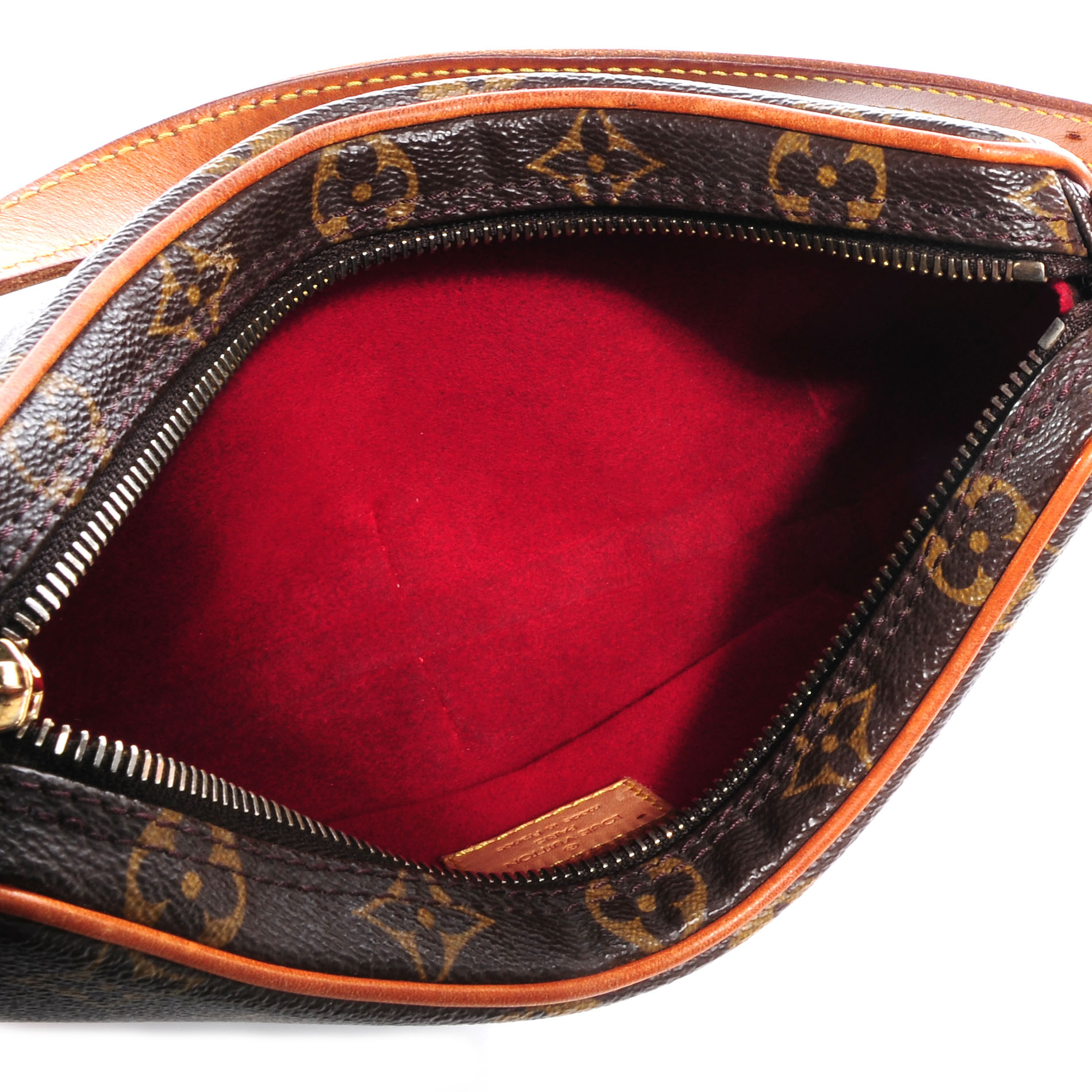 lv monogram croissant