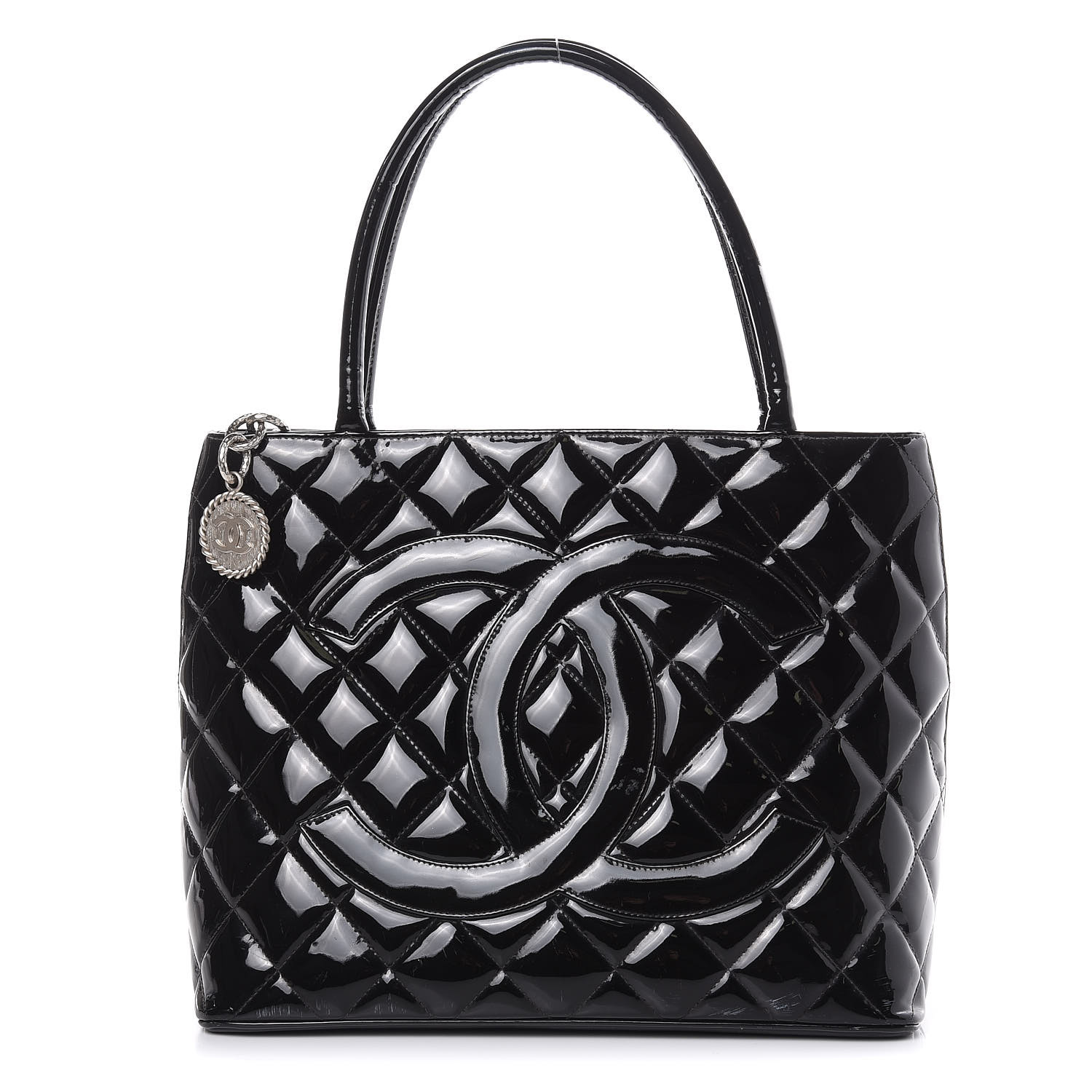 chanel patent quilted bag