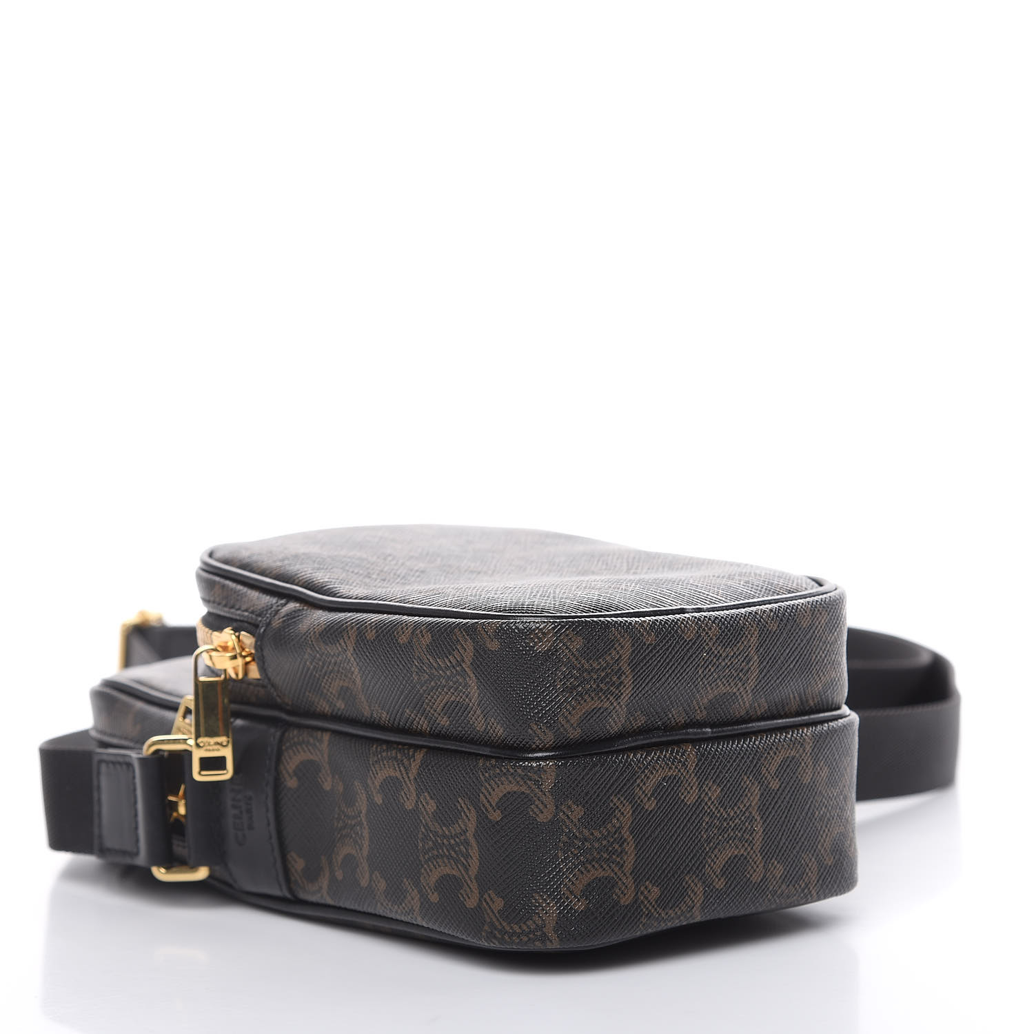 flap messenger in triomphe canvas and calfskin black