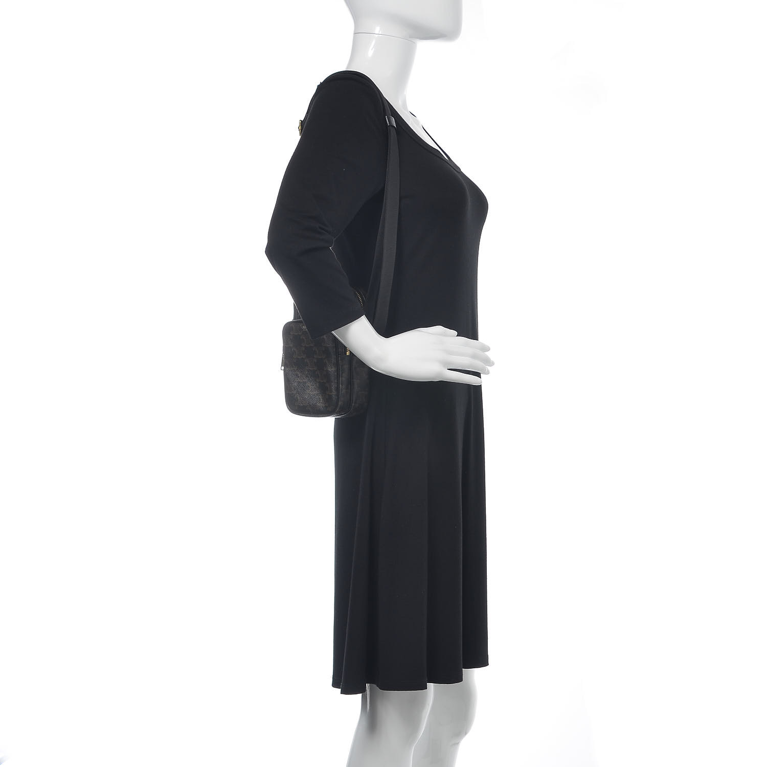 flap messenger in triomphe canvas and calfskin black