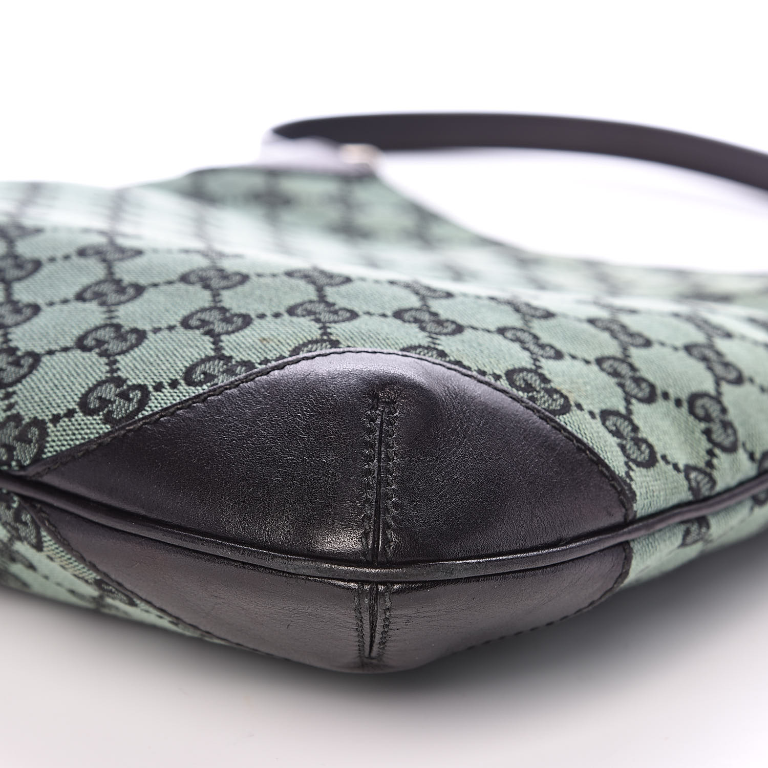 gucci hobo monogram bag