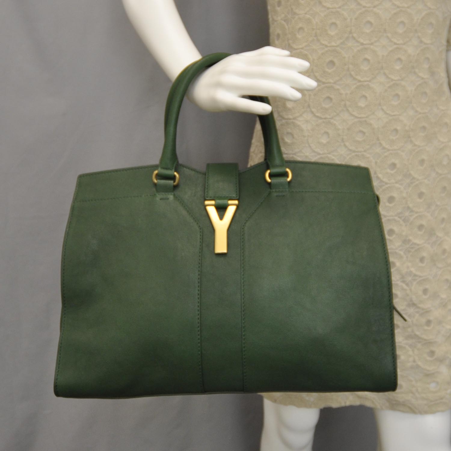 SAINT LAURENT Leather Medium Cabas Chyc Green 33781