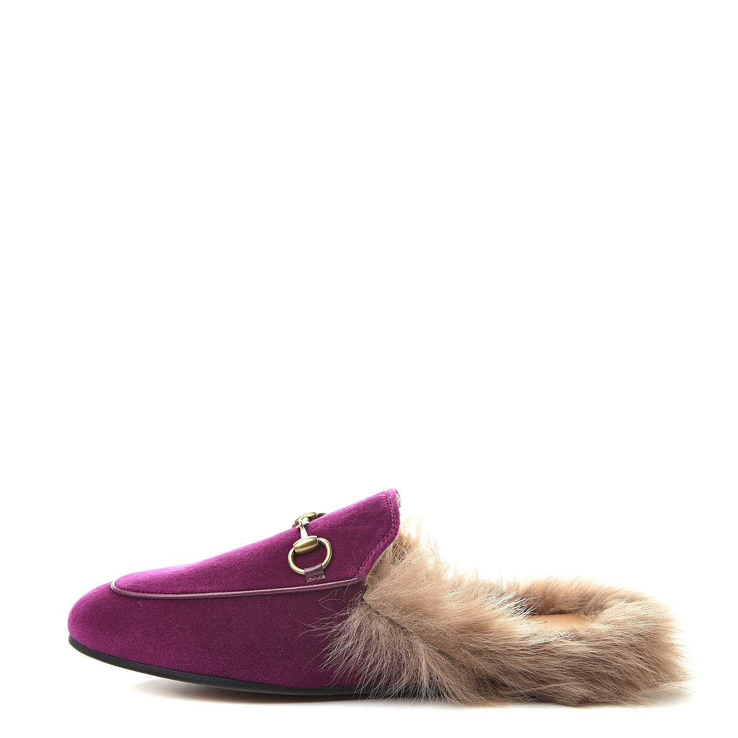 gucci fluffy slides