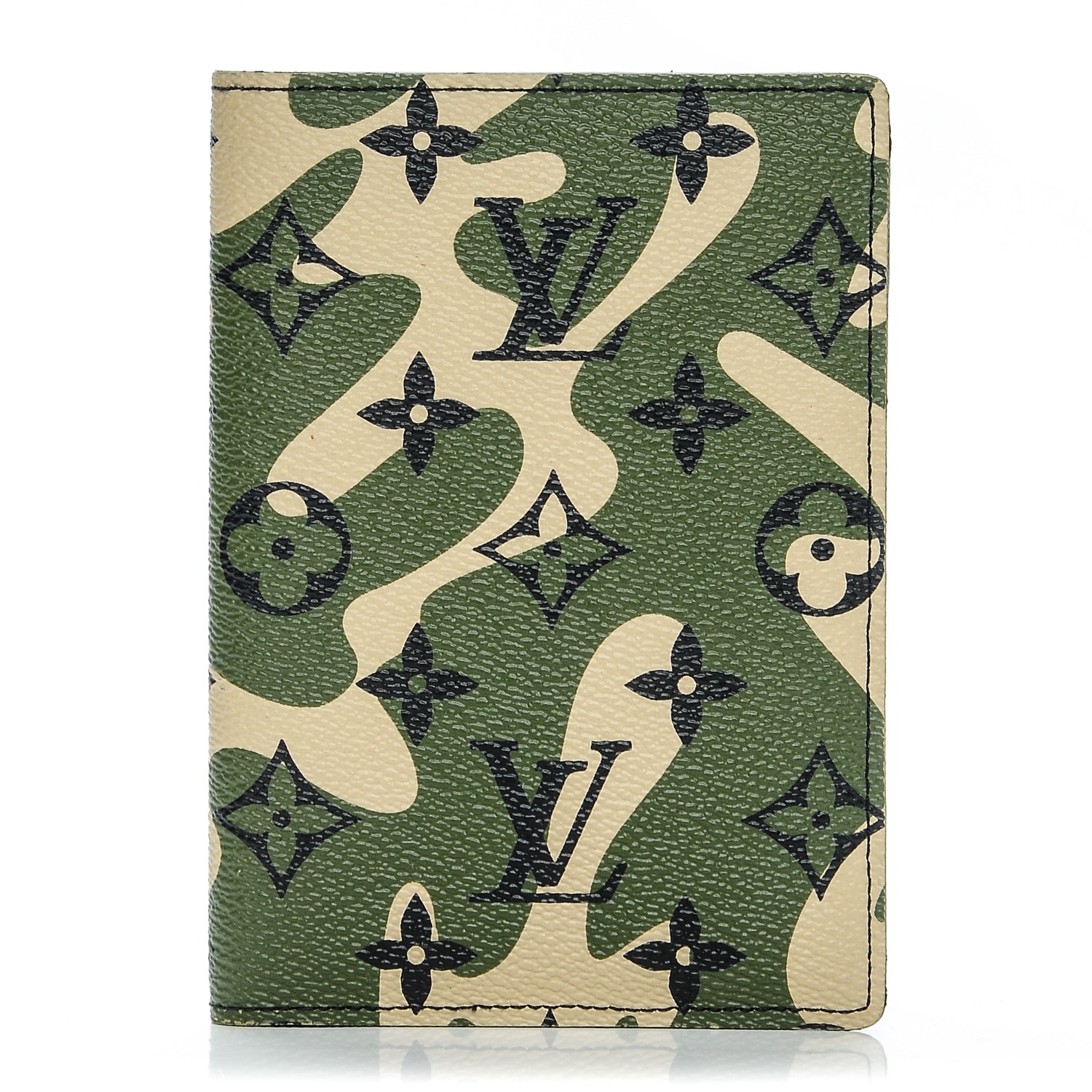 LOUIS VUITTON Monogramouflage Passport Cover 196822
