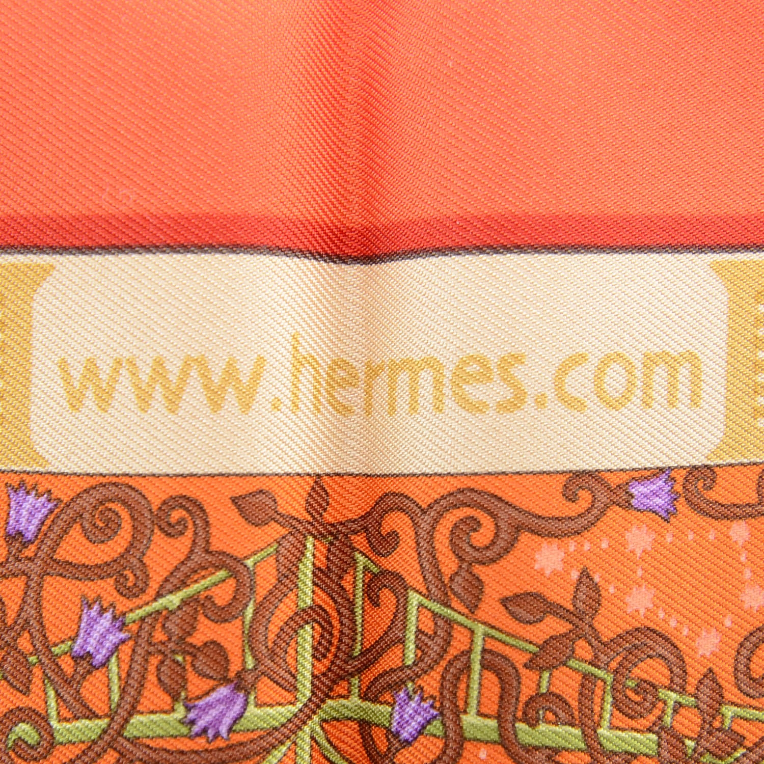 HERMES Silk WWW.HERMES.COM Pocket Square Scarf 38940 | FASHIONPHILE