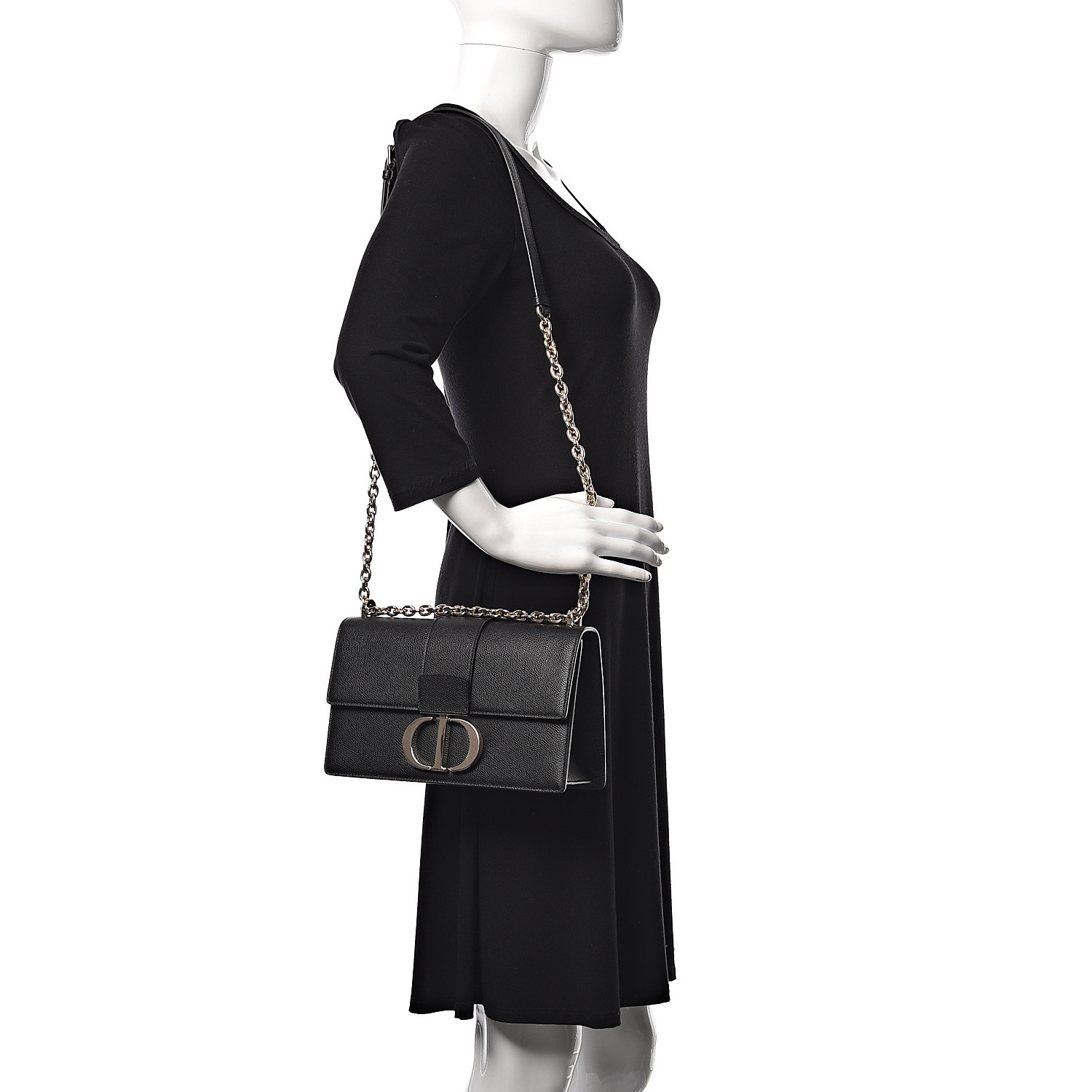 CHRISTIAN DIOR Stamped Grain Calfskin 30 Montaigne Flap Chain Bag Black