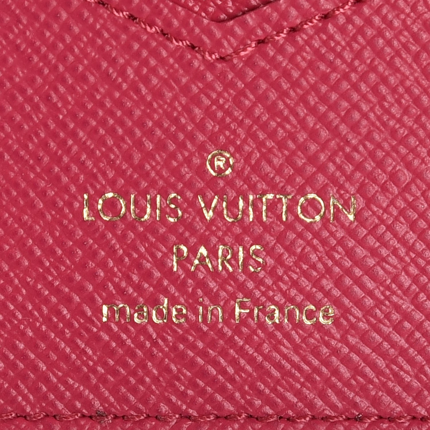 Louis Vuitton Monogram Giraffe Xmas Passport Cover 218333