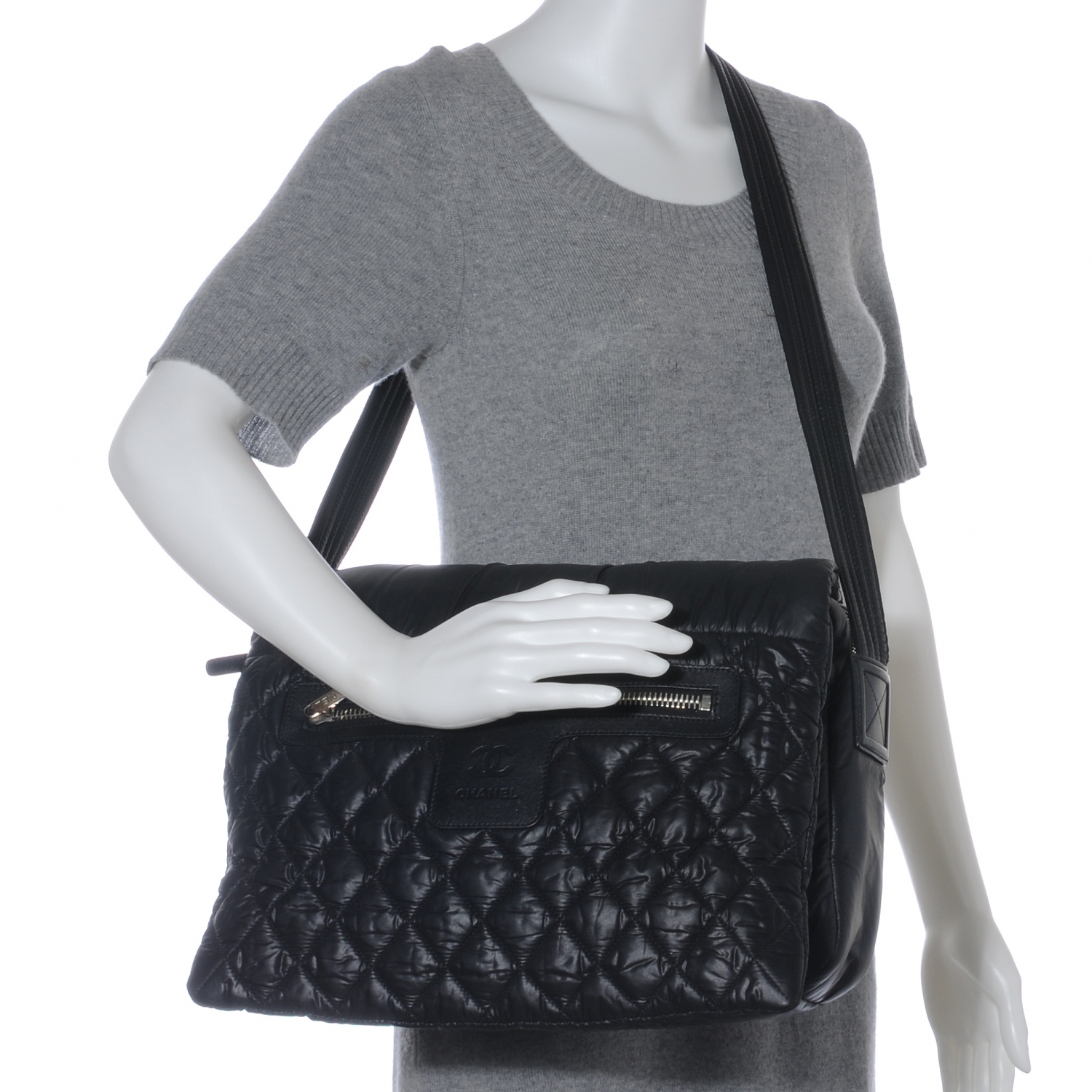 chanel messenger bag mens