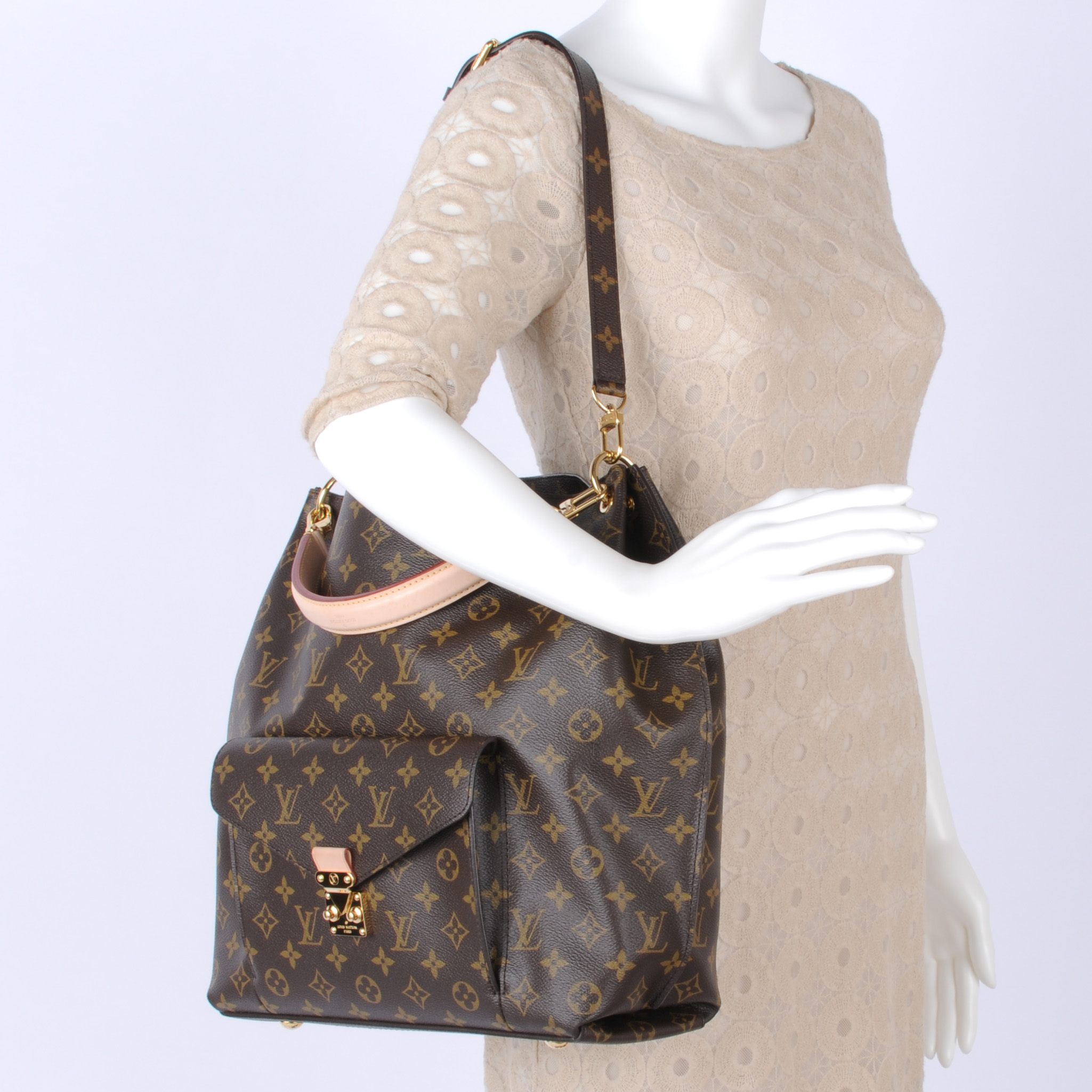 LOUIS VUITTON Monogram Metis 39499