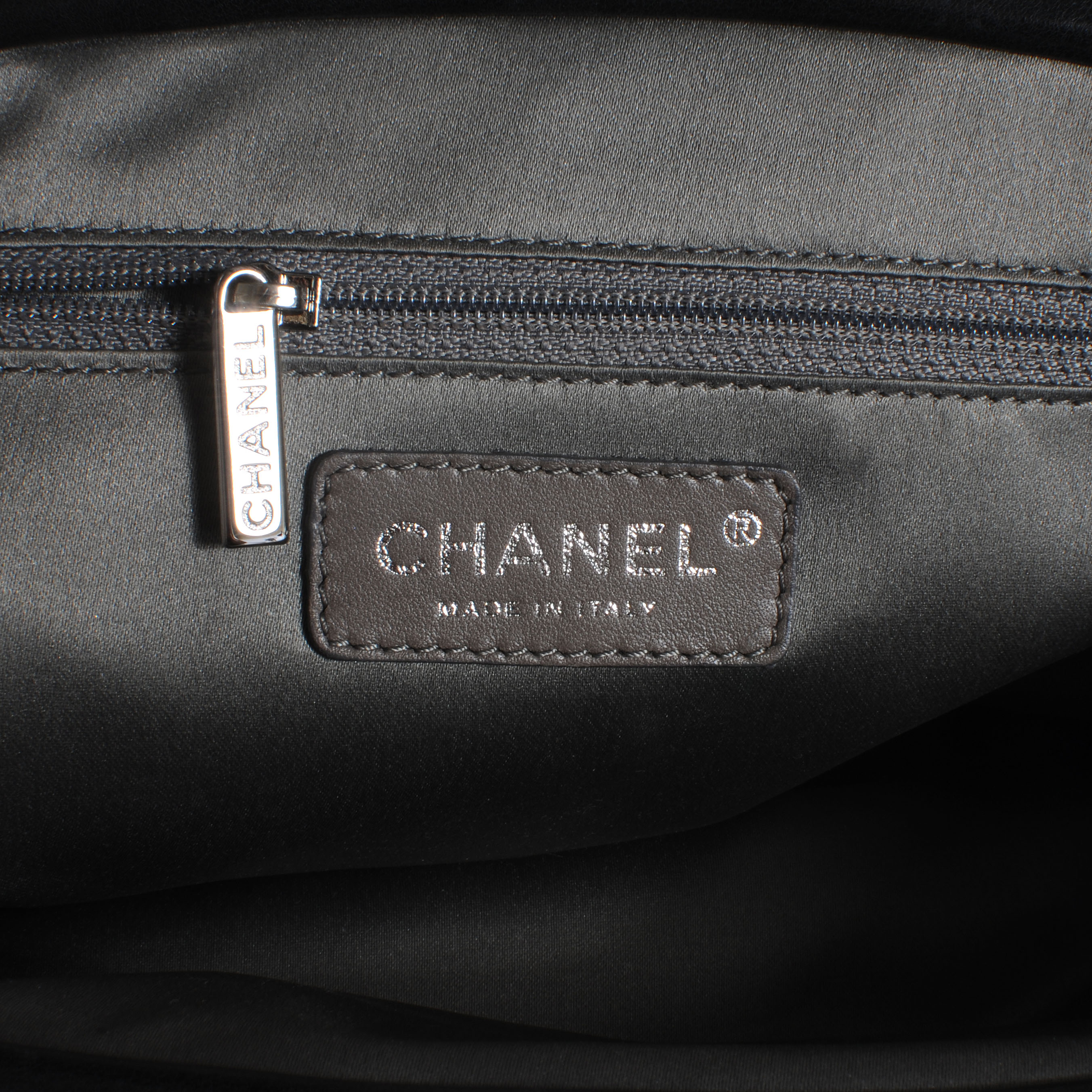 chanel rock and chain hobo