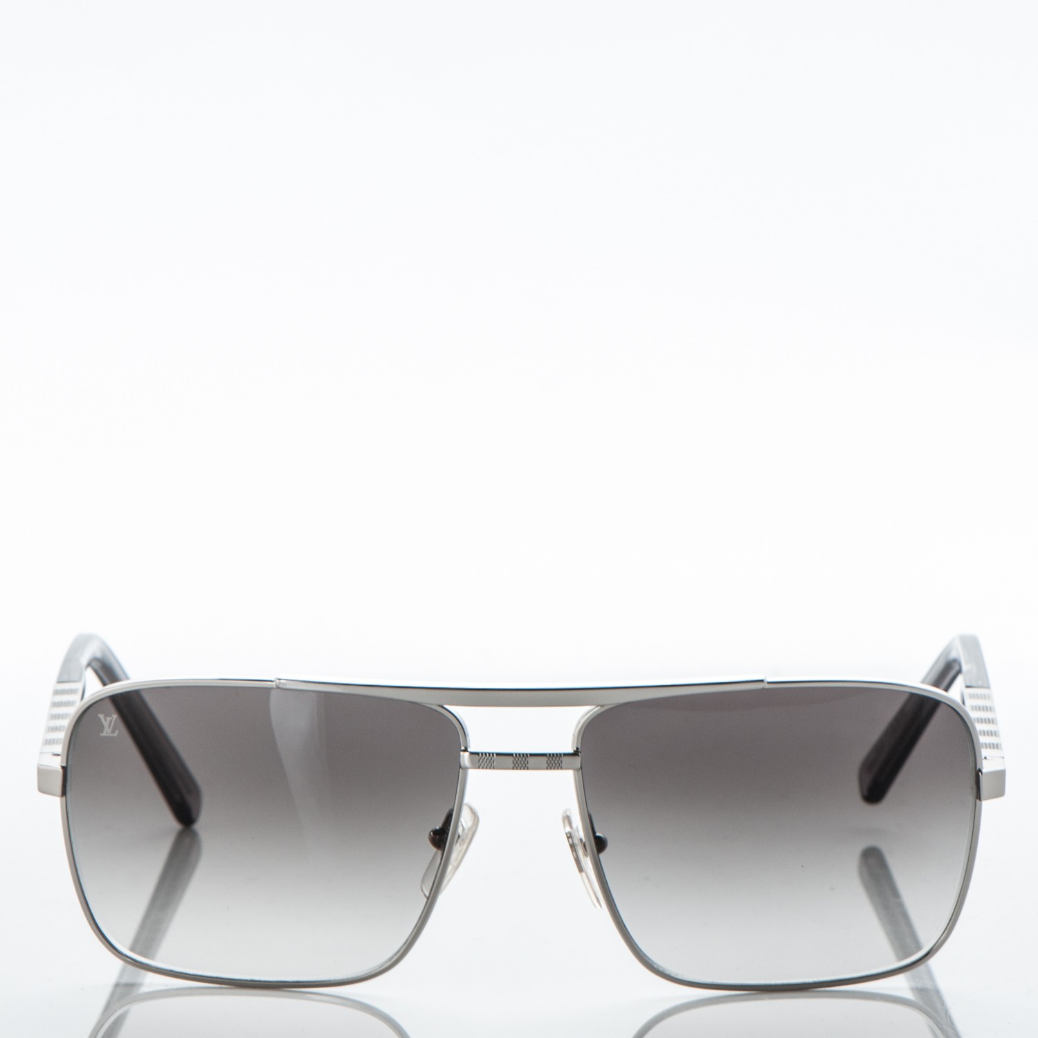 LOUIS VUITTON Attitude Sunglasses Z0260U Silver 184105