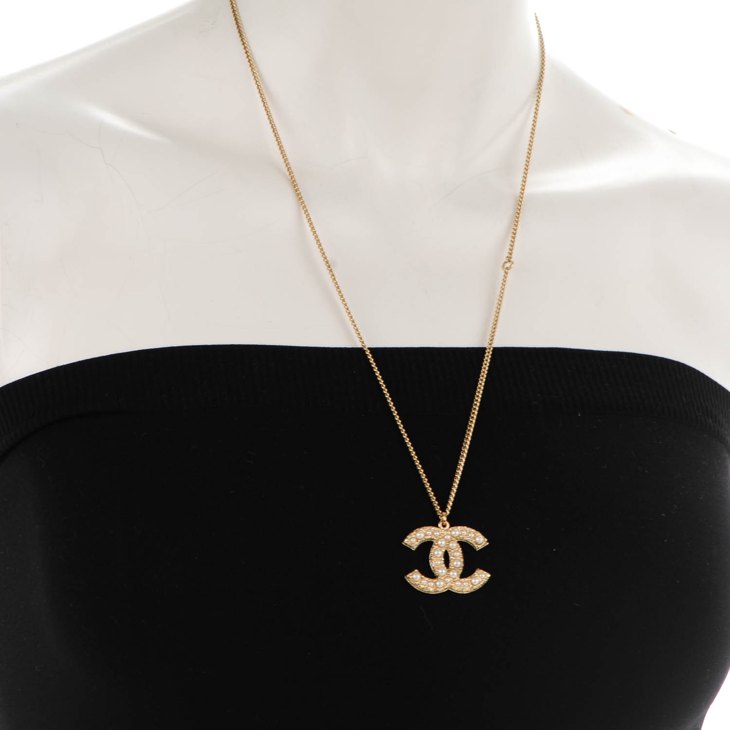 CHANEL Pearl CC Pendant Necklace Gold 159640