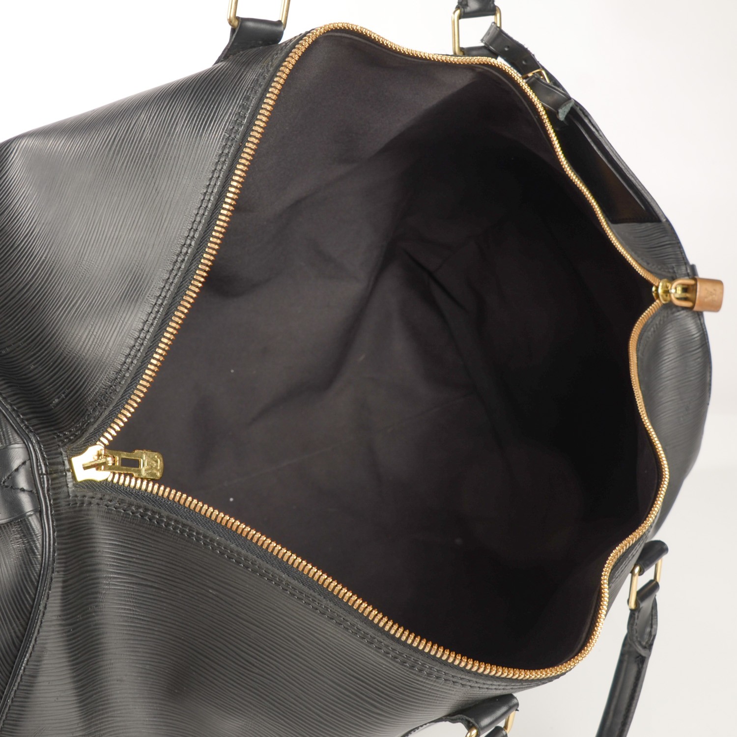 louis vuitton black epi leather keepall 55