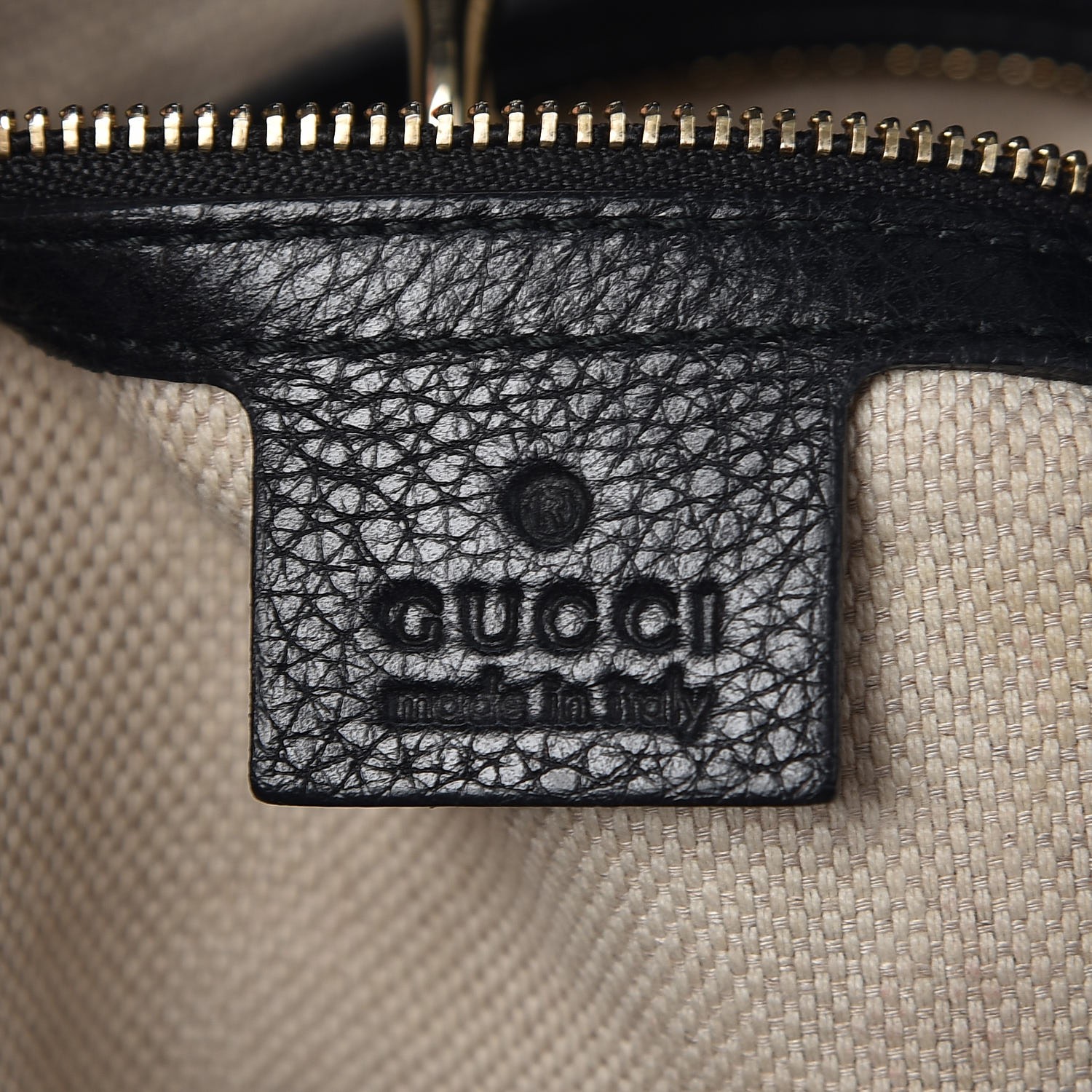 GUCCI Pebbled Calfskin Large Soho Chain Shoulder Bag Black 304007