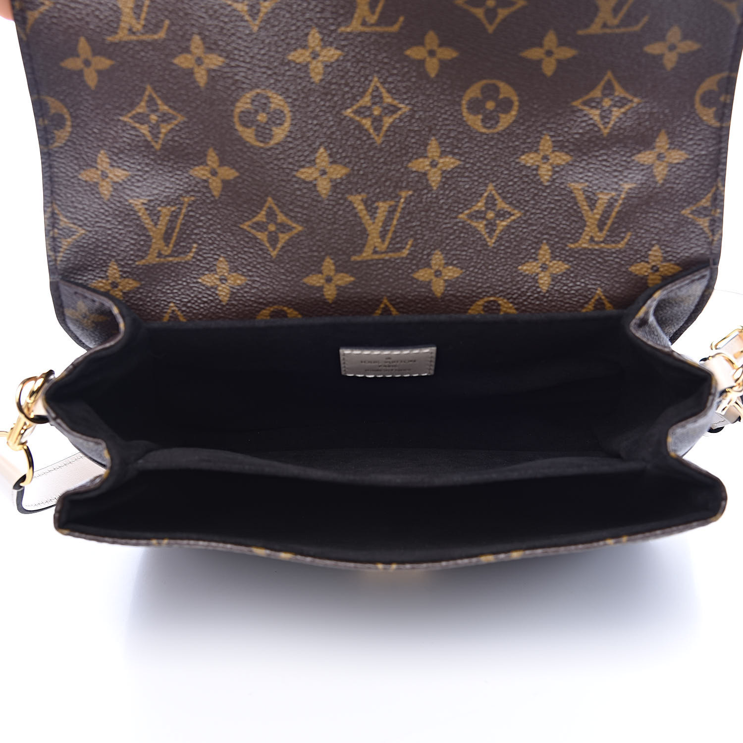 LOUIS VUITTON Monogram Pallas Chain Black 104656