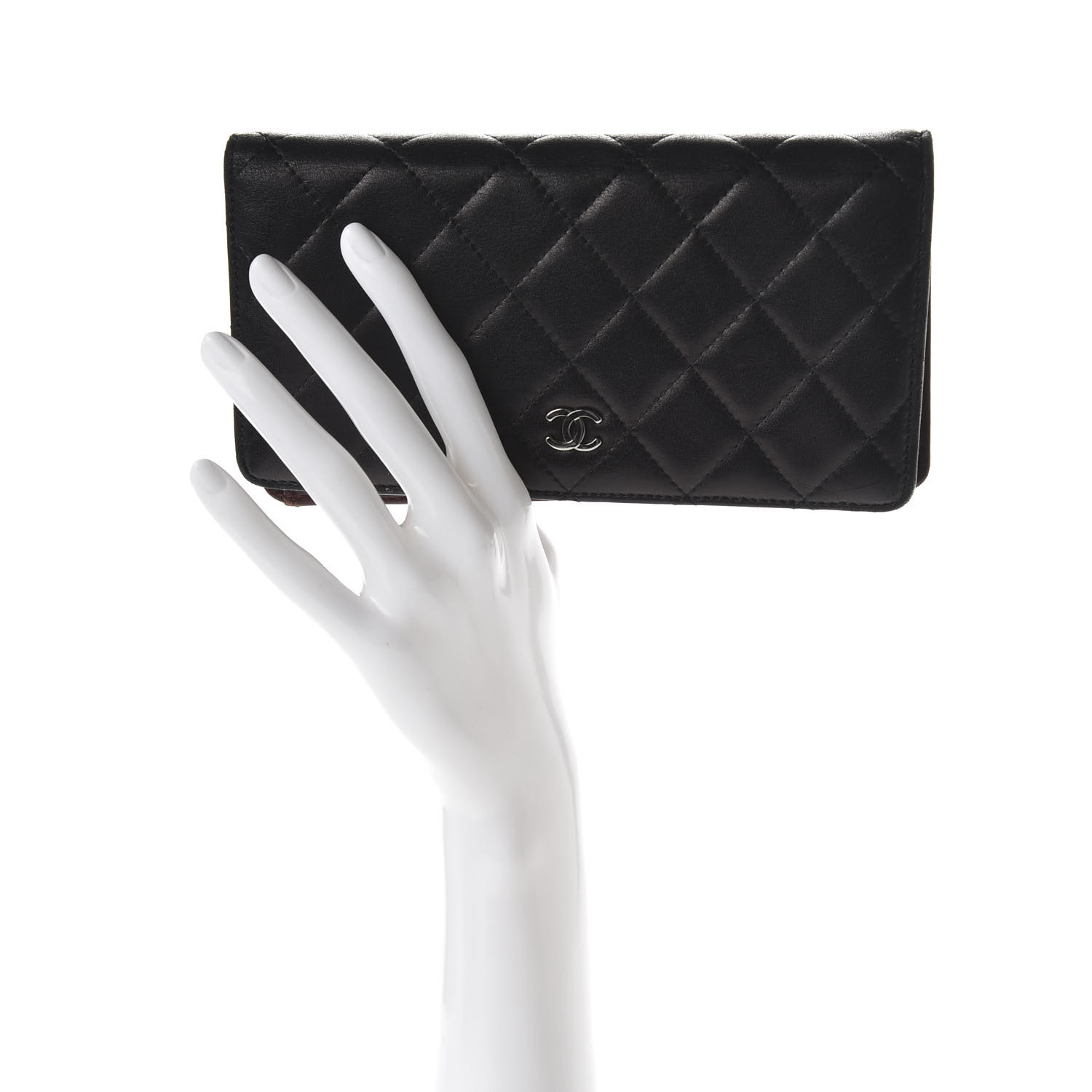 chanel yen wallet price
